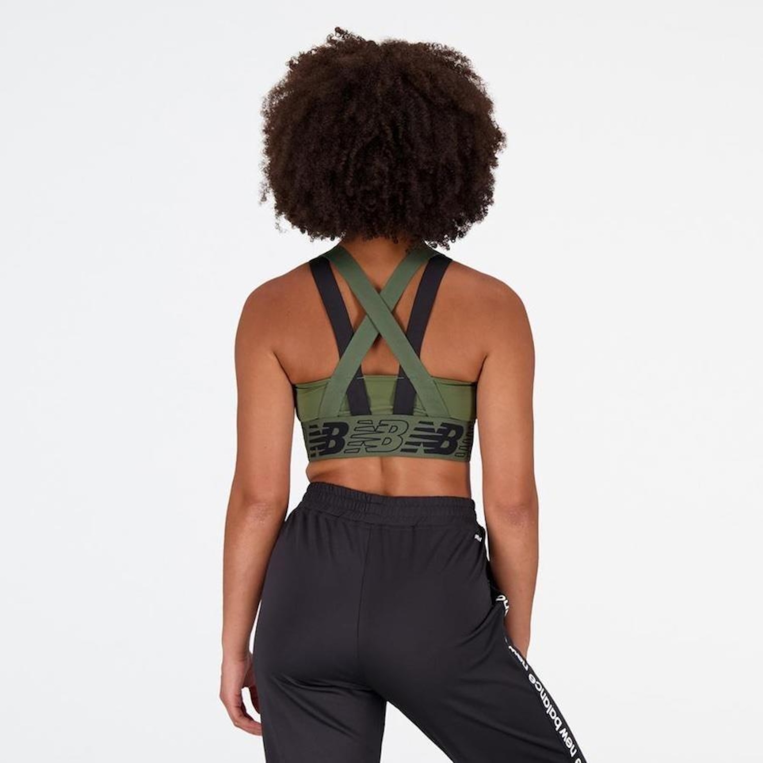 Top Fitness New Balance Relentless - Feminino - Foto 3