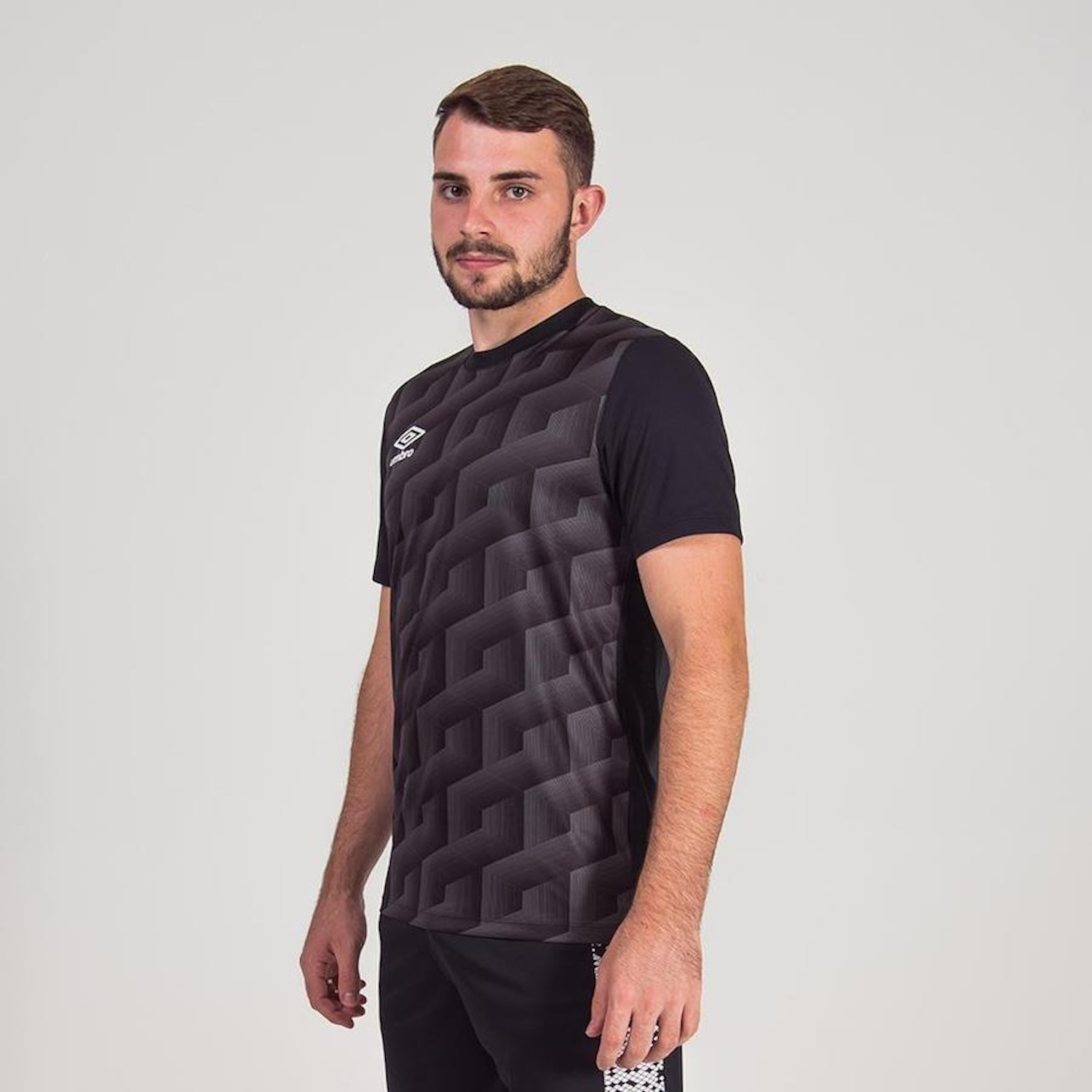 Camiseta Umbro Diamond D - Masculina - Foto 3