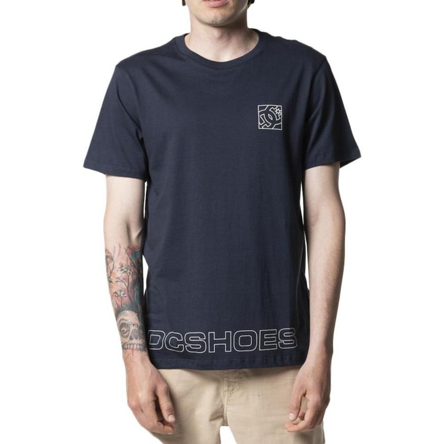 Camiseta Dc Shoes All Outline Sm24 - Masculina - Foto 1