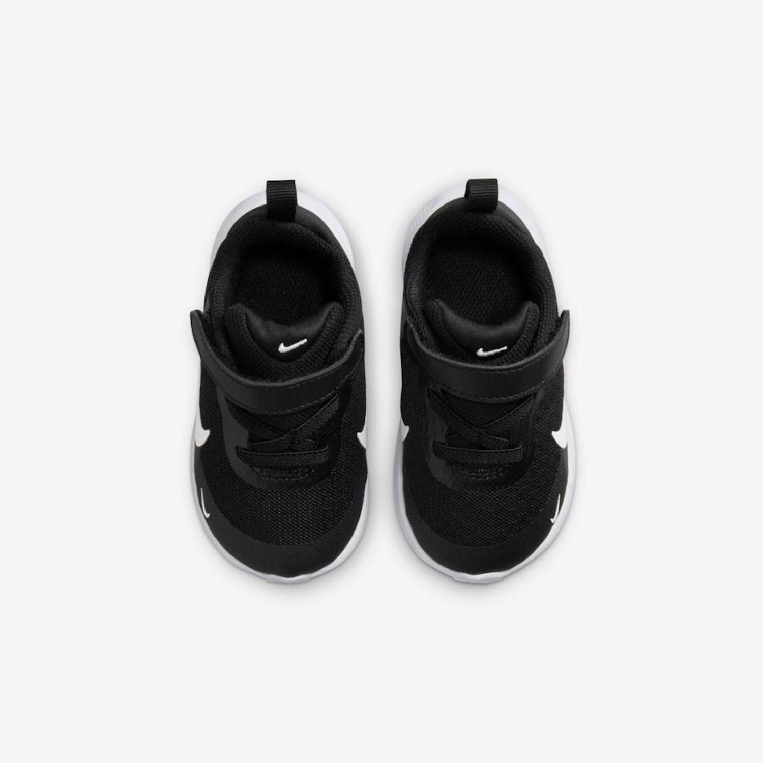 Tênis Nike Revolution 7 - Infantil - Foto 4