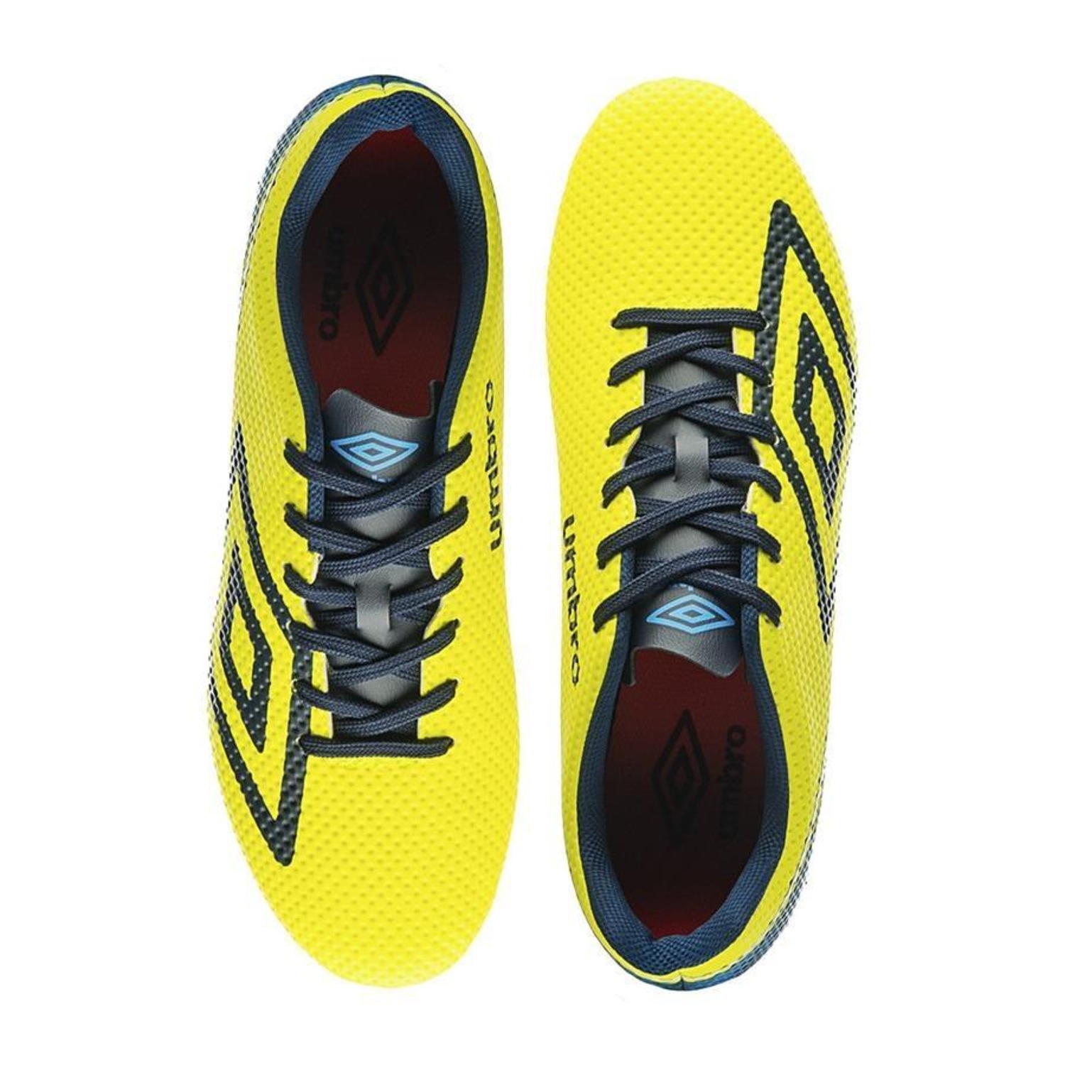 Chuteira de Campo Umbro Force - Adulto - Foto 4