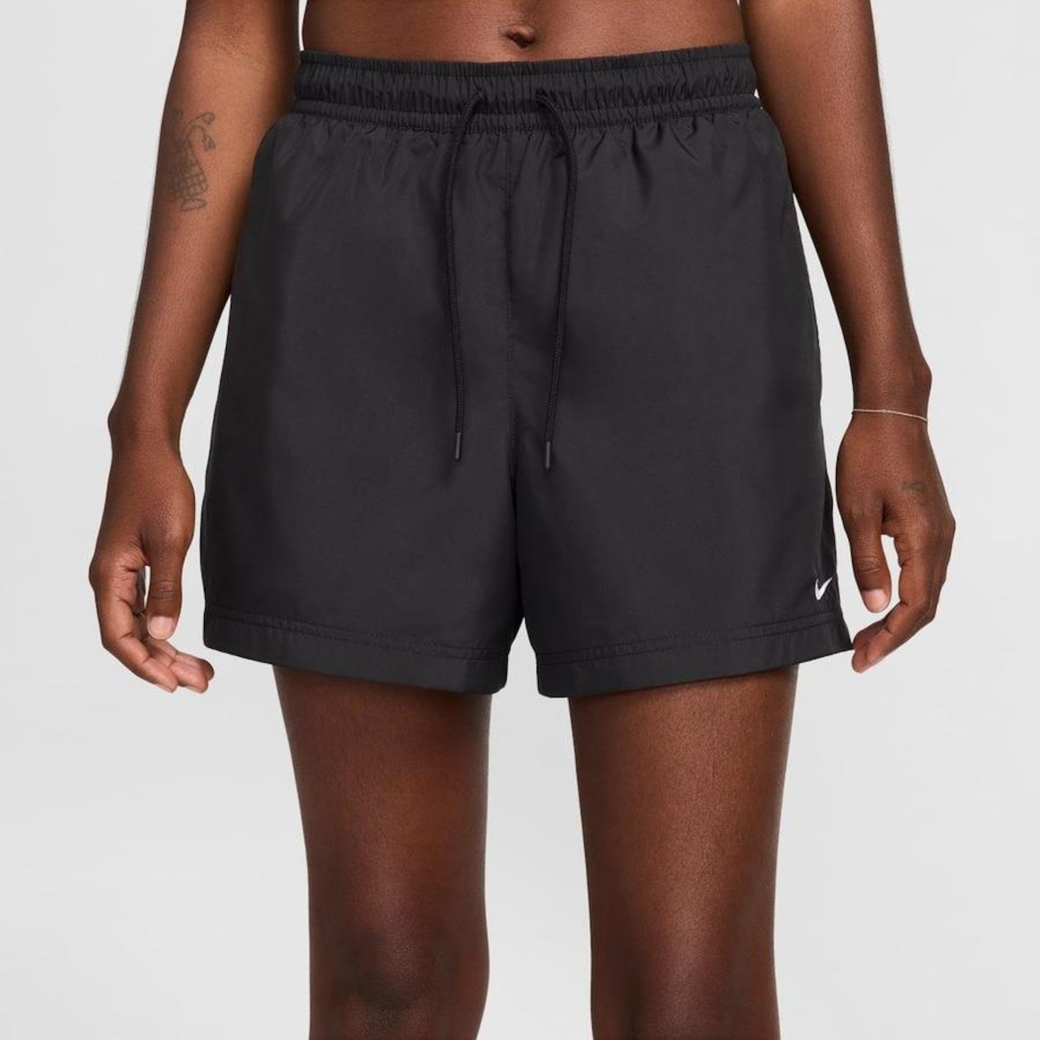 Short Nike Sportswear Essentials Woven - Feminino - Foto 1
