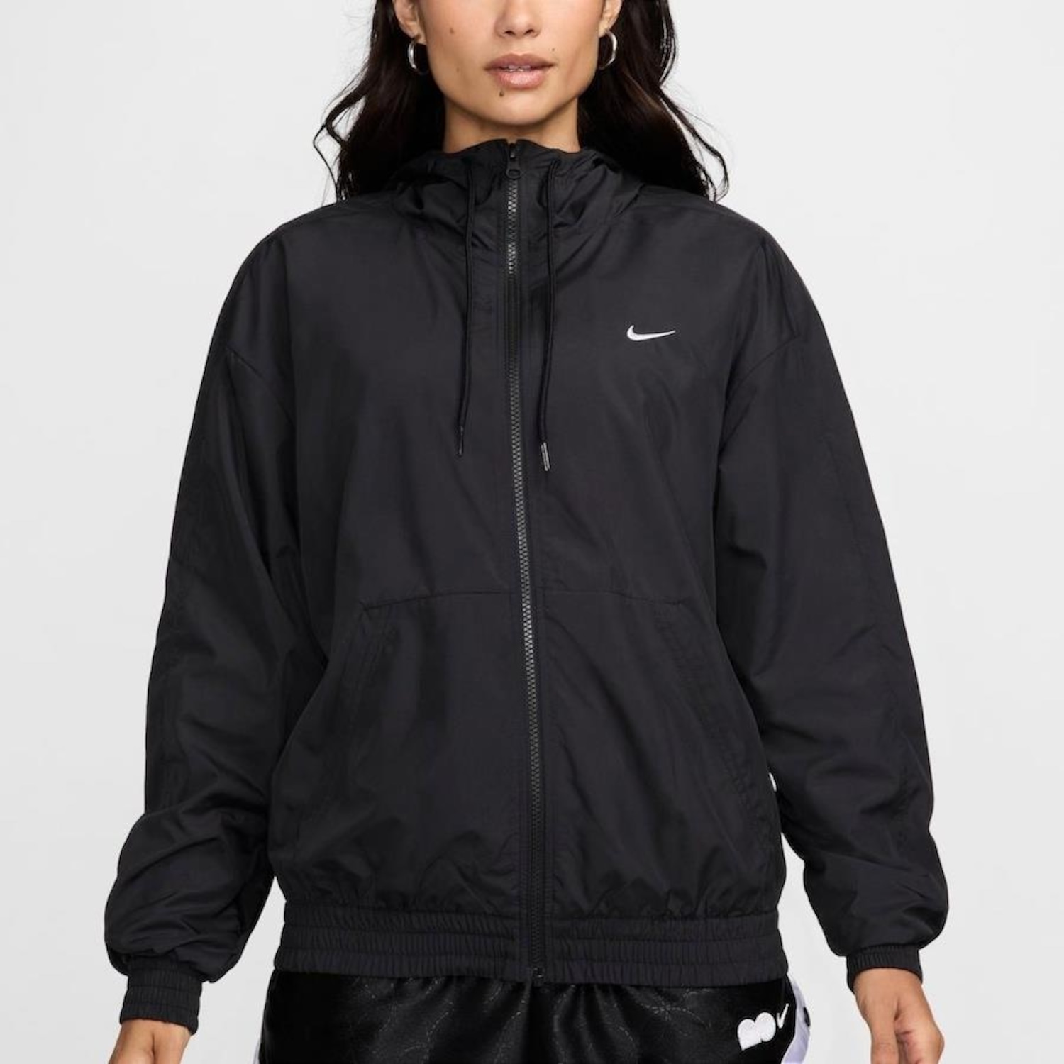 Jaqueta com Capuz Nike Sportswear Essential - Feminina - Foto 4