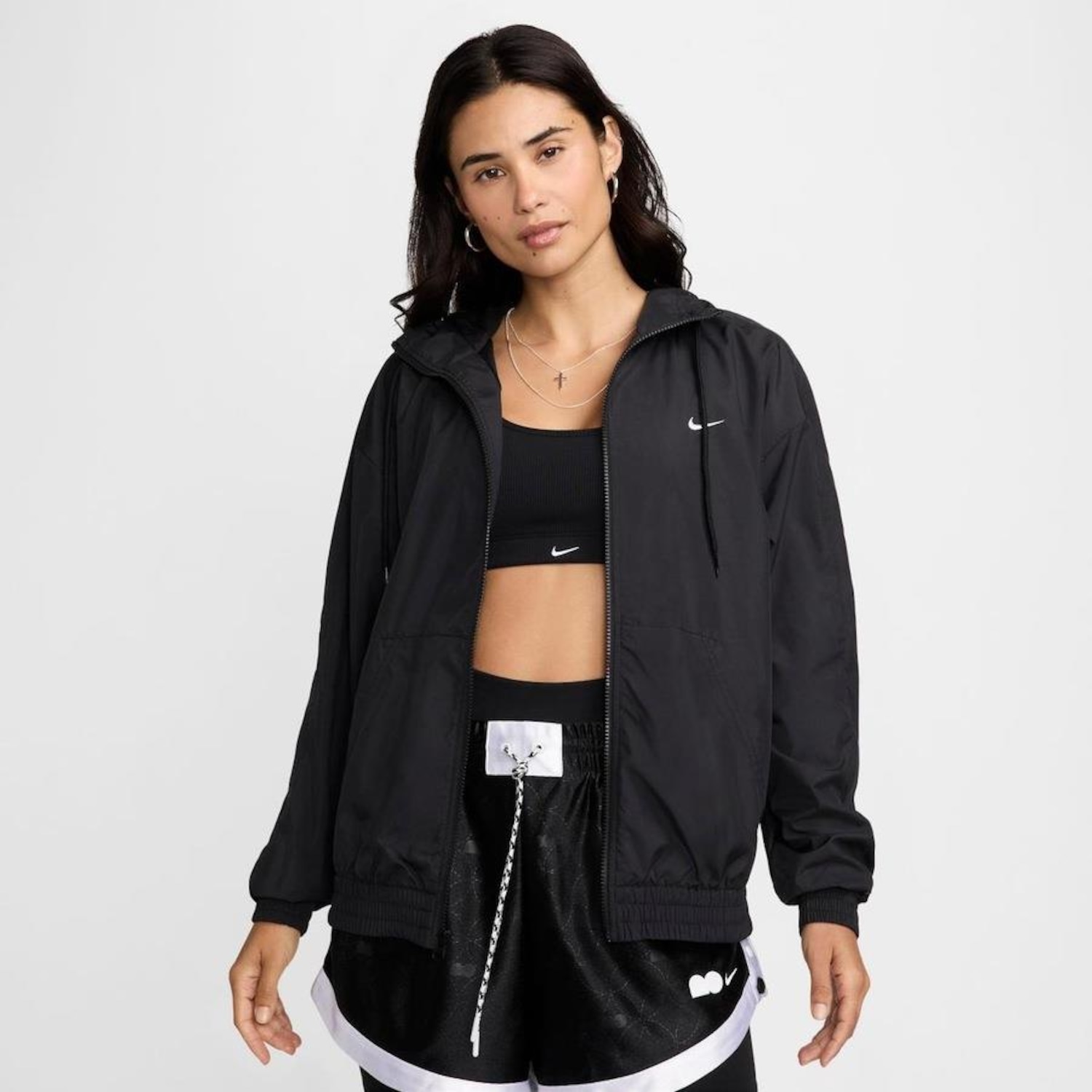 Jaqueta com Capuz Nike Sportswear Essential - Feminina - Foto 1