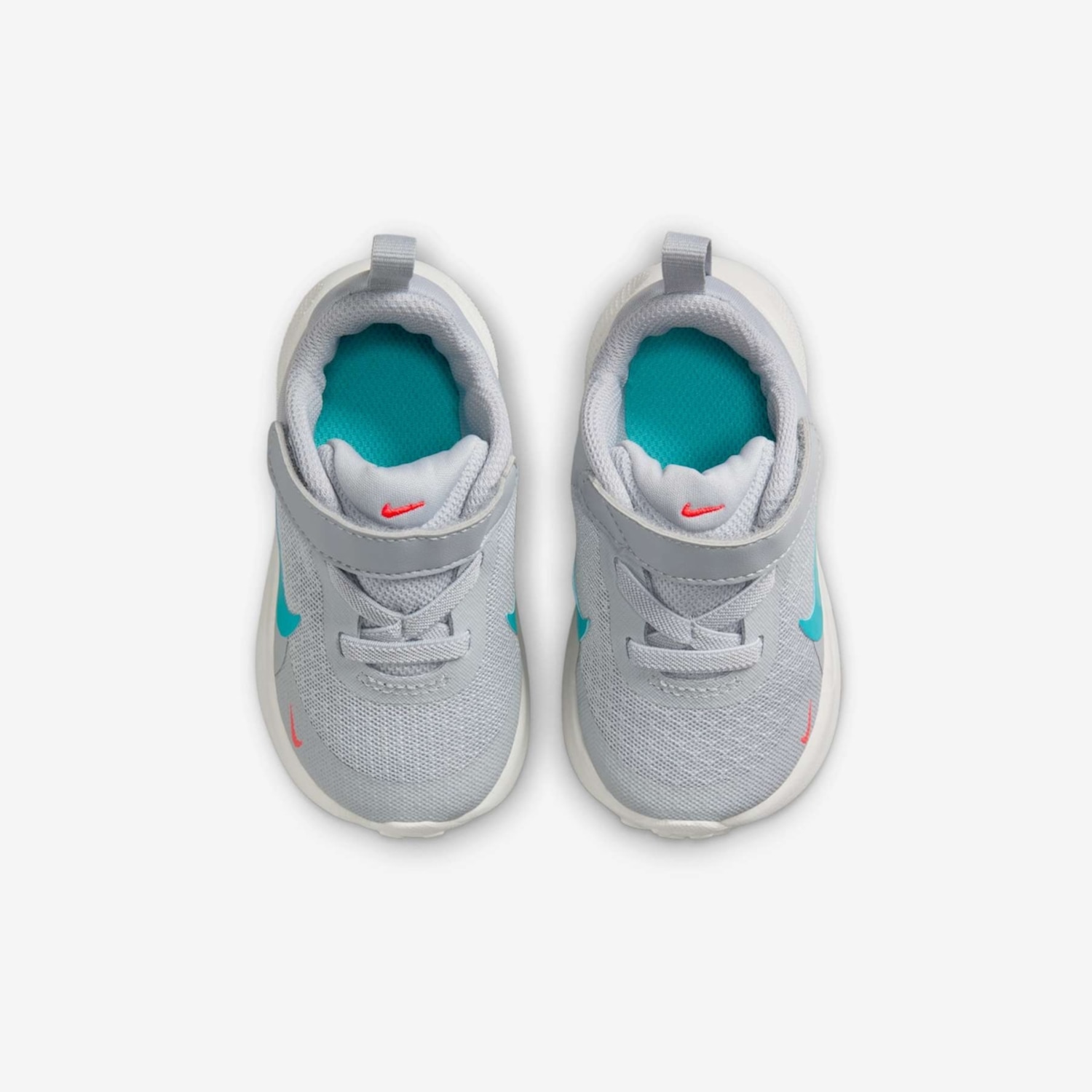 Tênis Nike Revolution 7 - Infantil - Foto 4