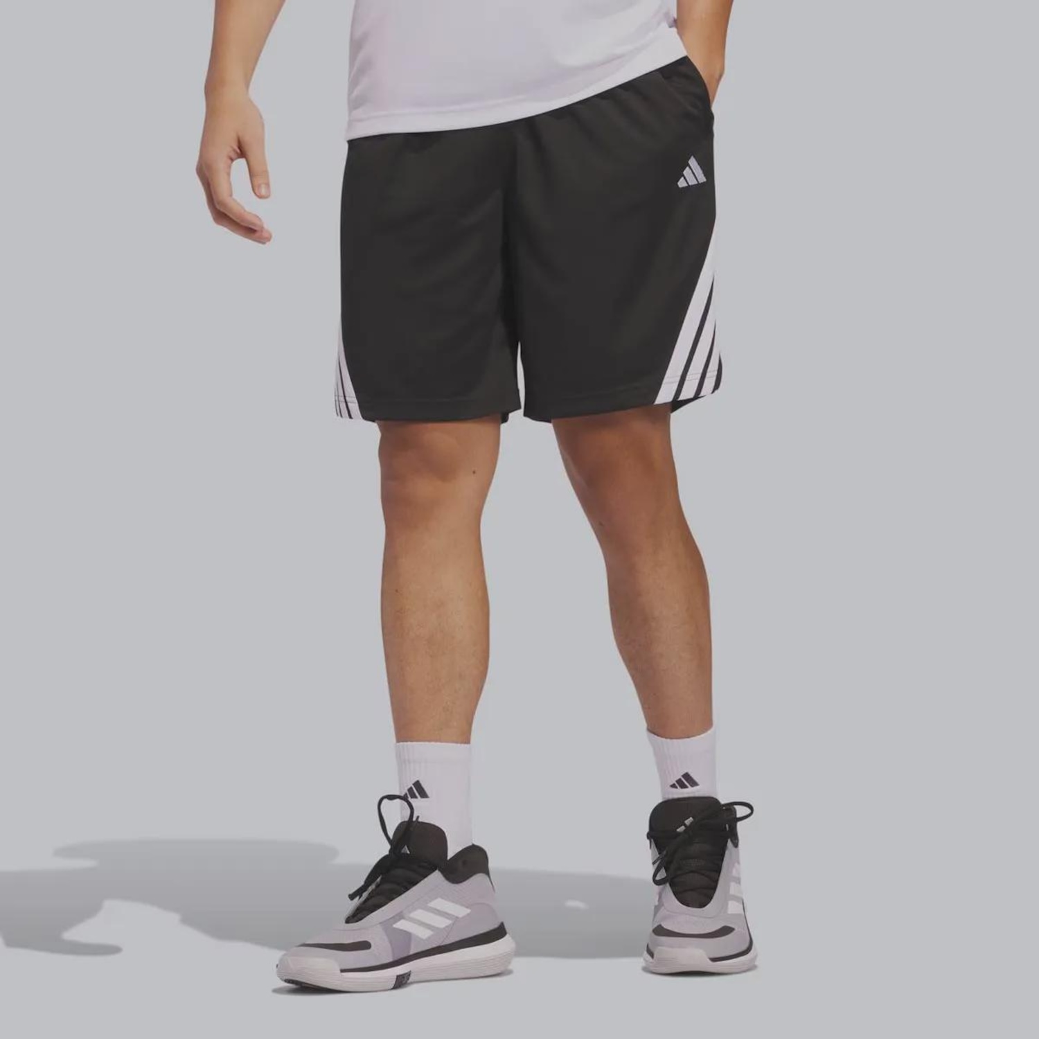 Bermuda adidas Legends 3 Stripes - Masculino - Foto 1
