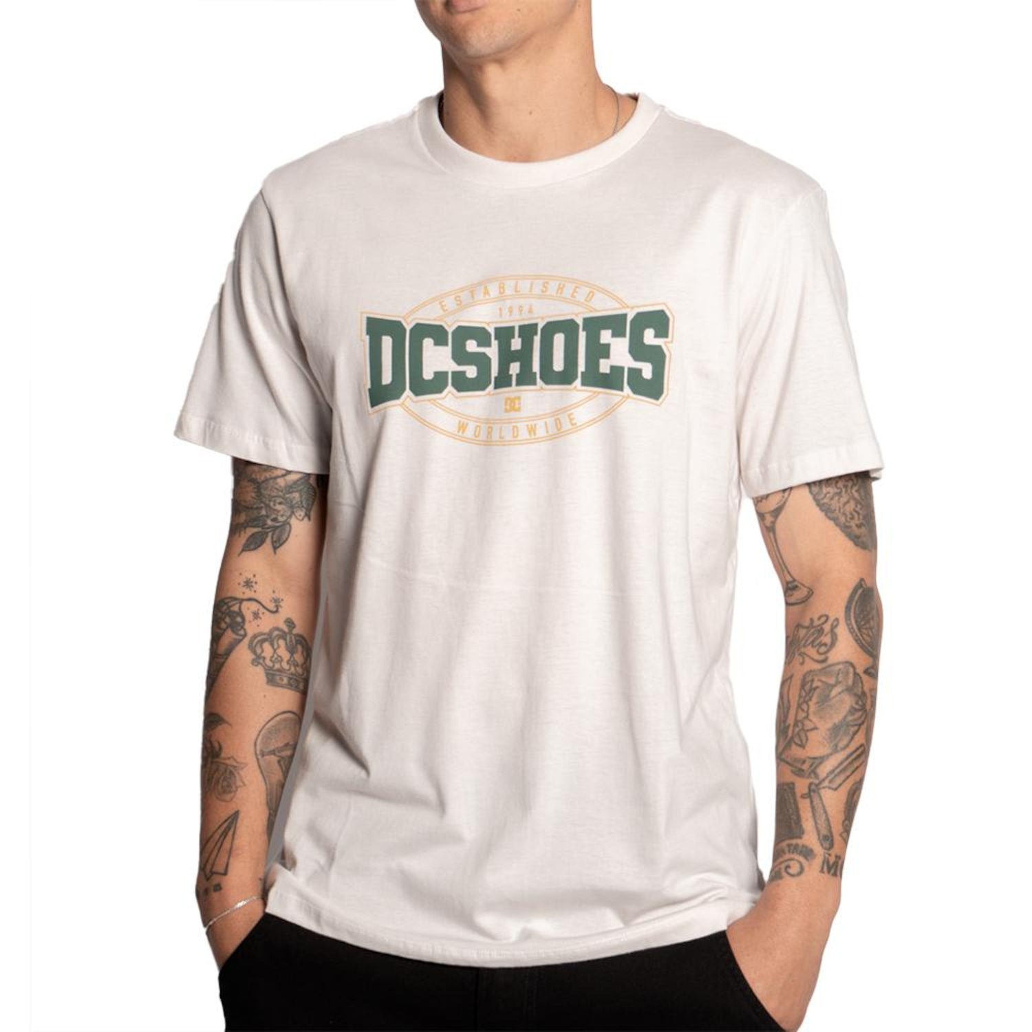 Camiseta DC Shoes Standout SM25 - Masculina - Foto 1