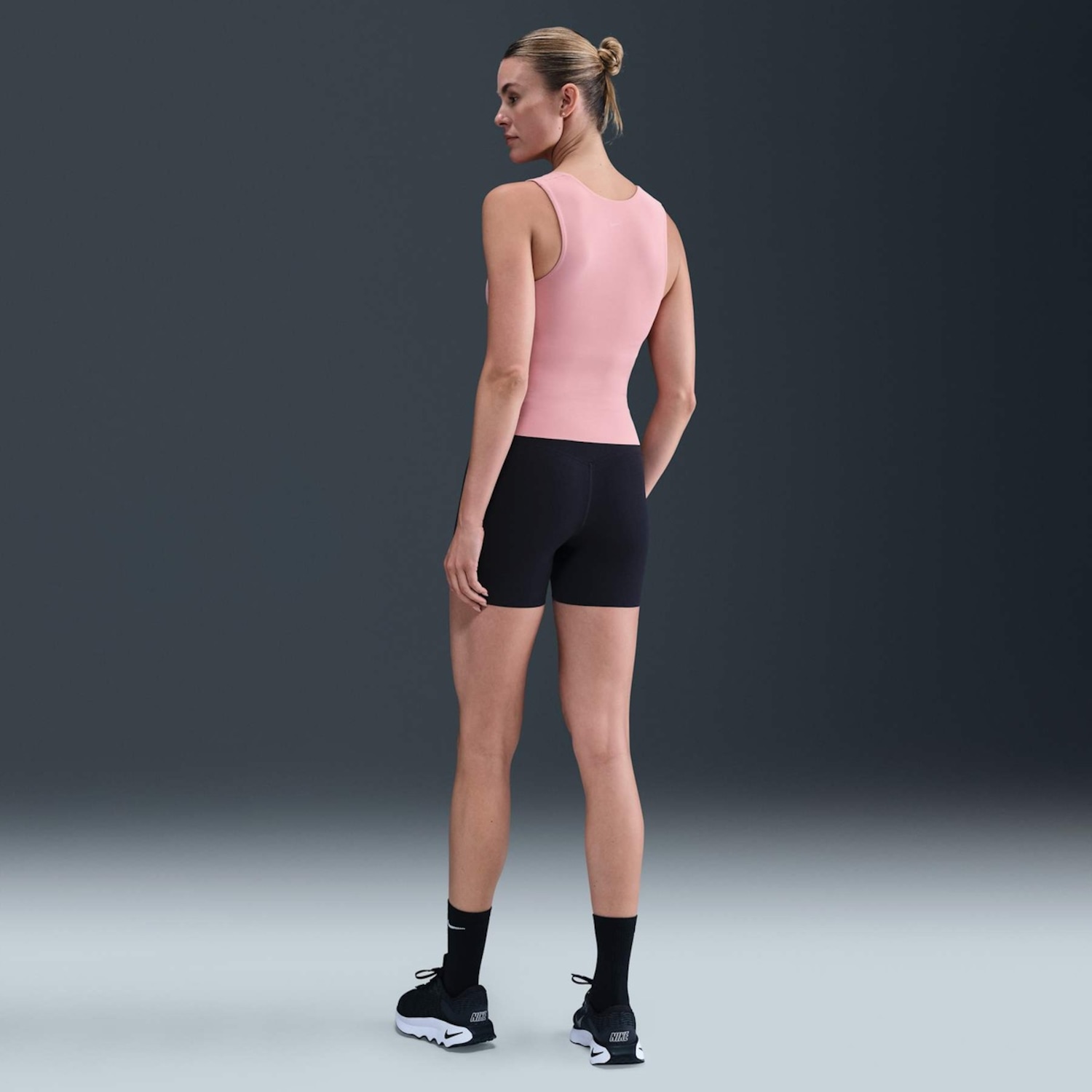 Short Nike Dry-FIT Zenvy - Feminino - Foto 4