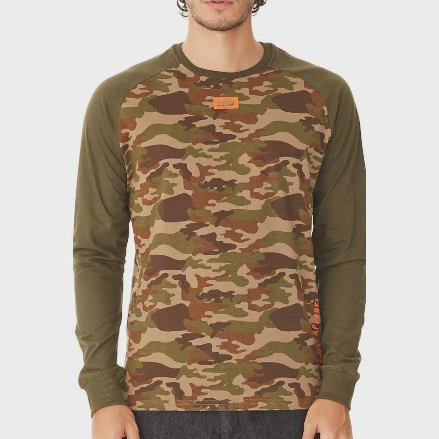 Camiseta Manga Longa HD Especial Raglan Camuflada - Masculina - Foto 3