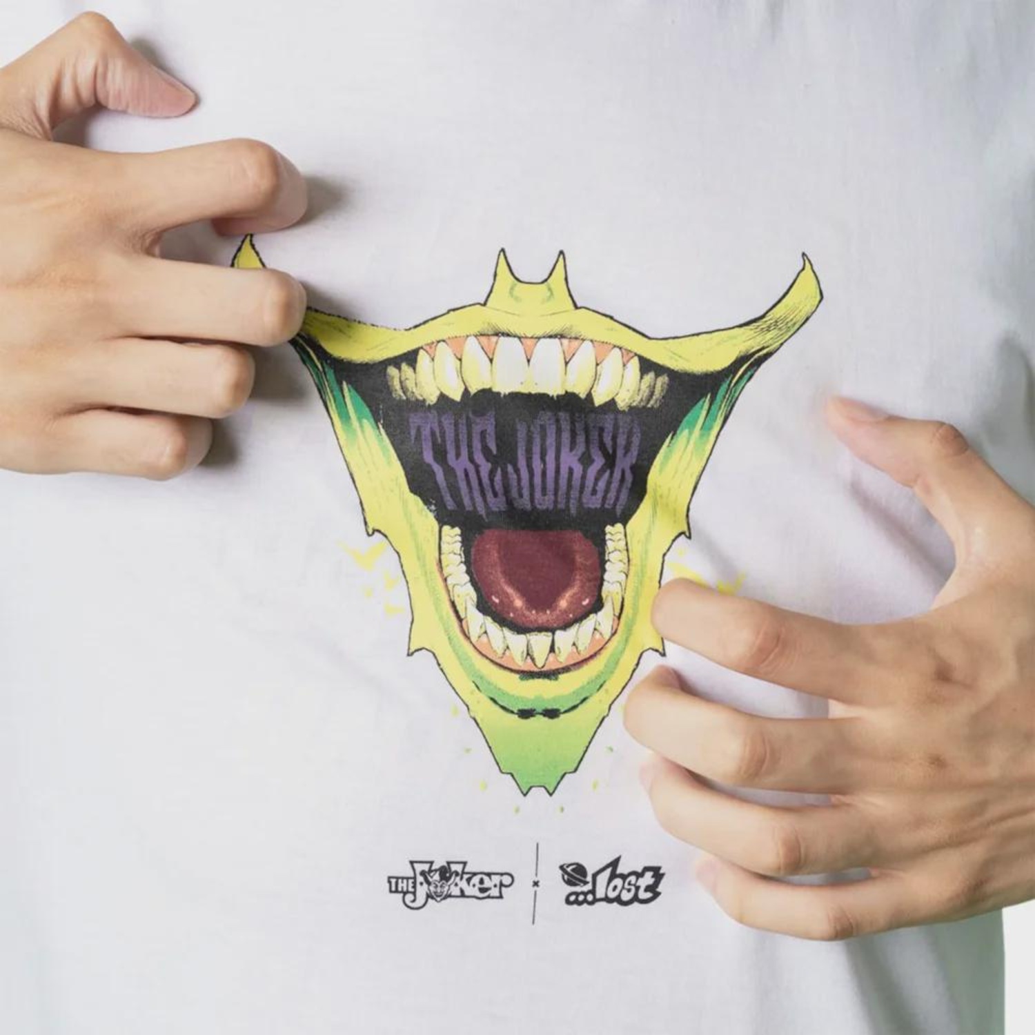 Camiseta Lost Joker Hahaha Uv - Masculina - Foto 4