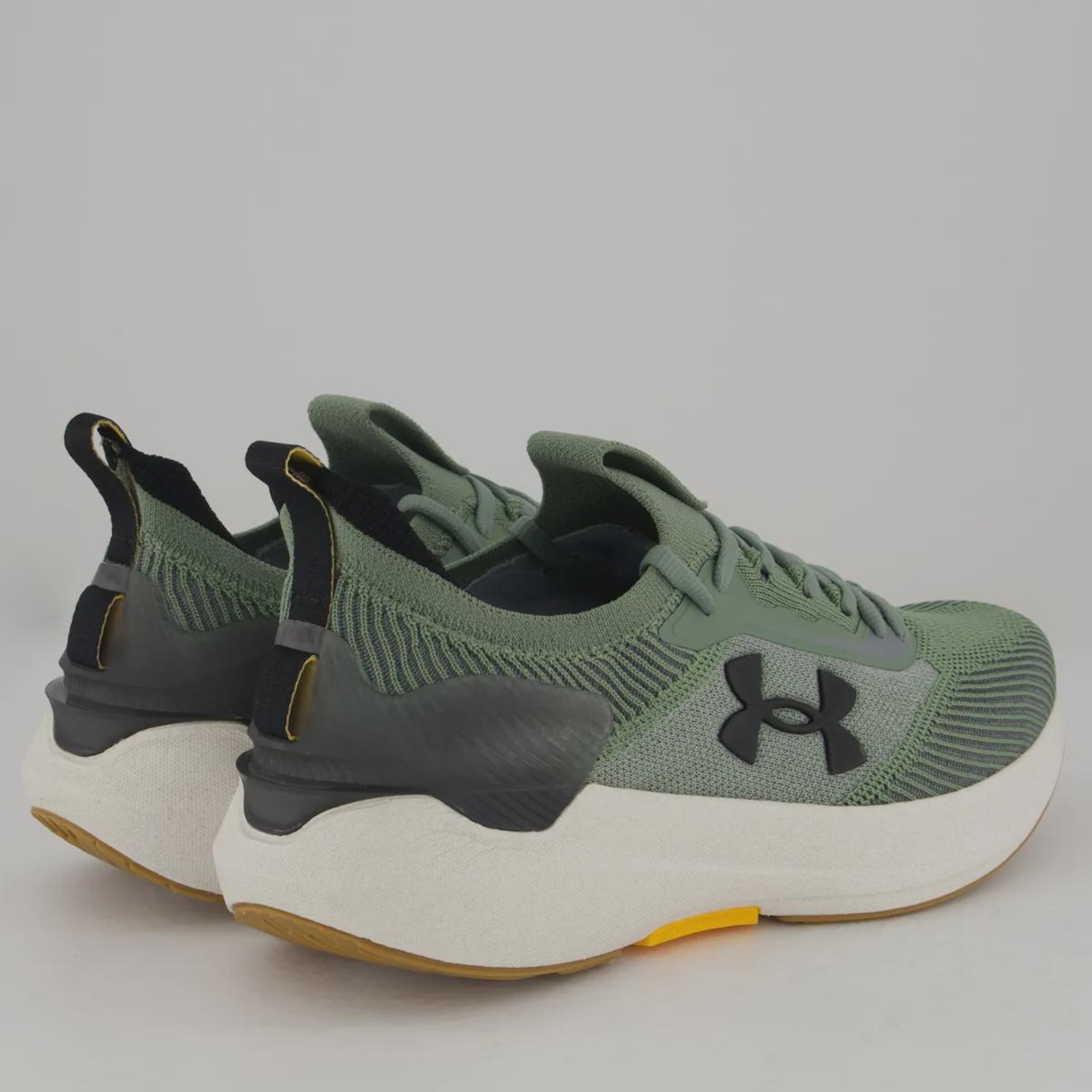 Tênis Under Armour Charged Hit SE - Masculino - Foto 3