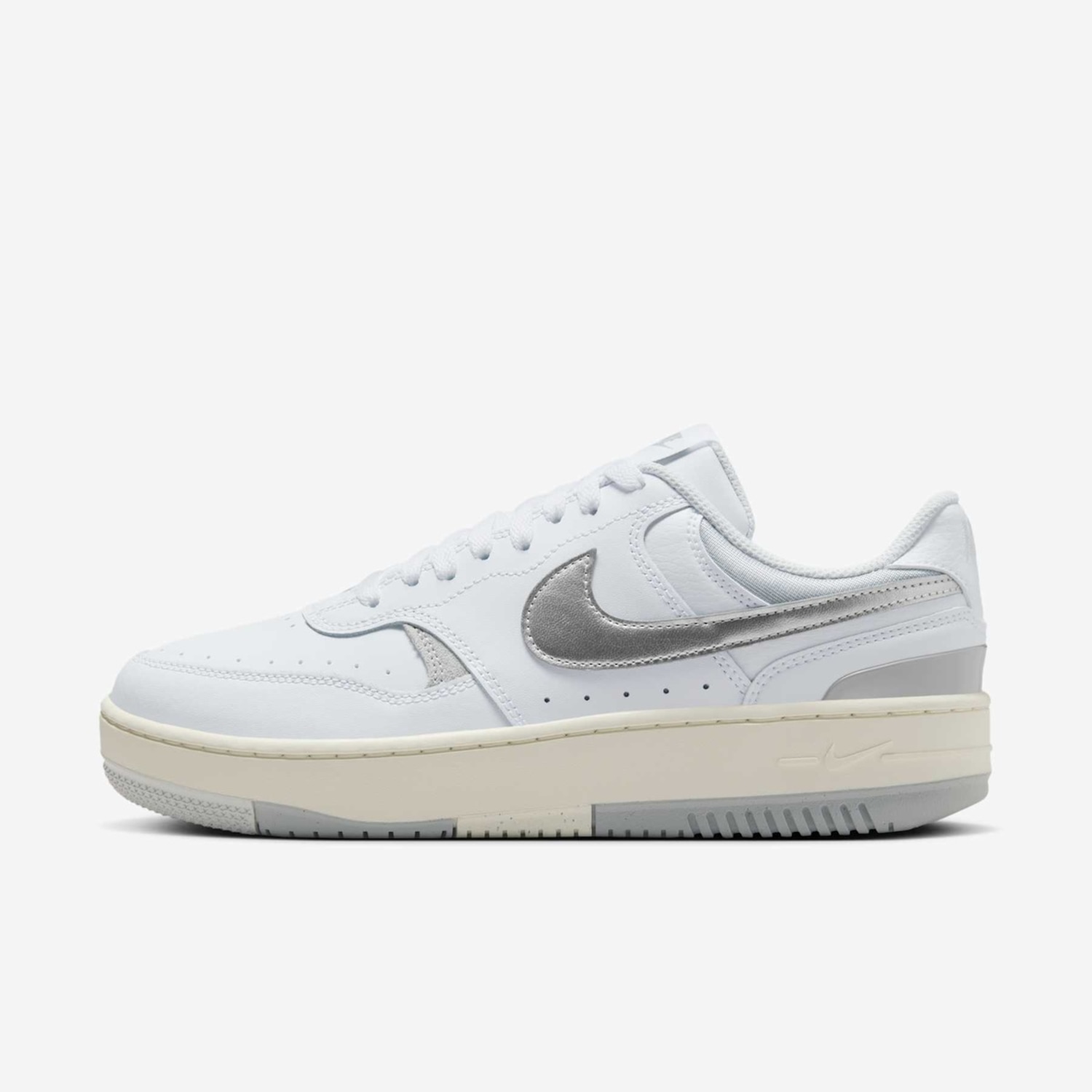 Tênis Nike Gamma Force - Feminino - Foto 4