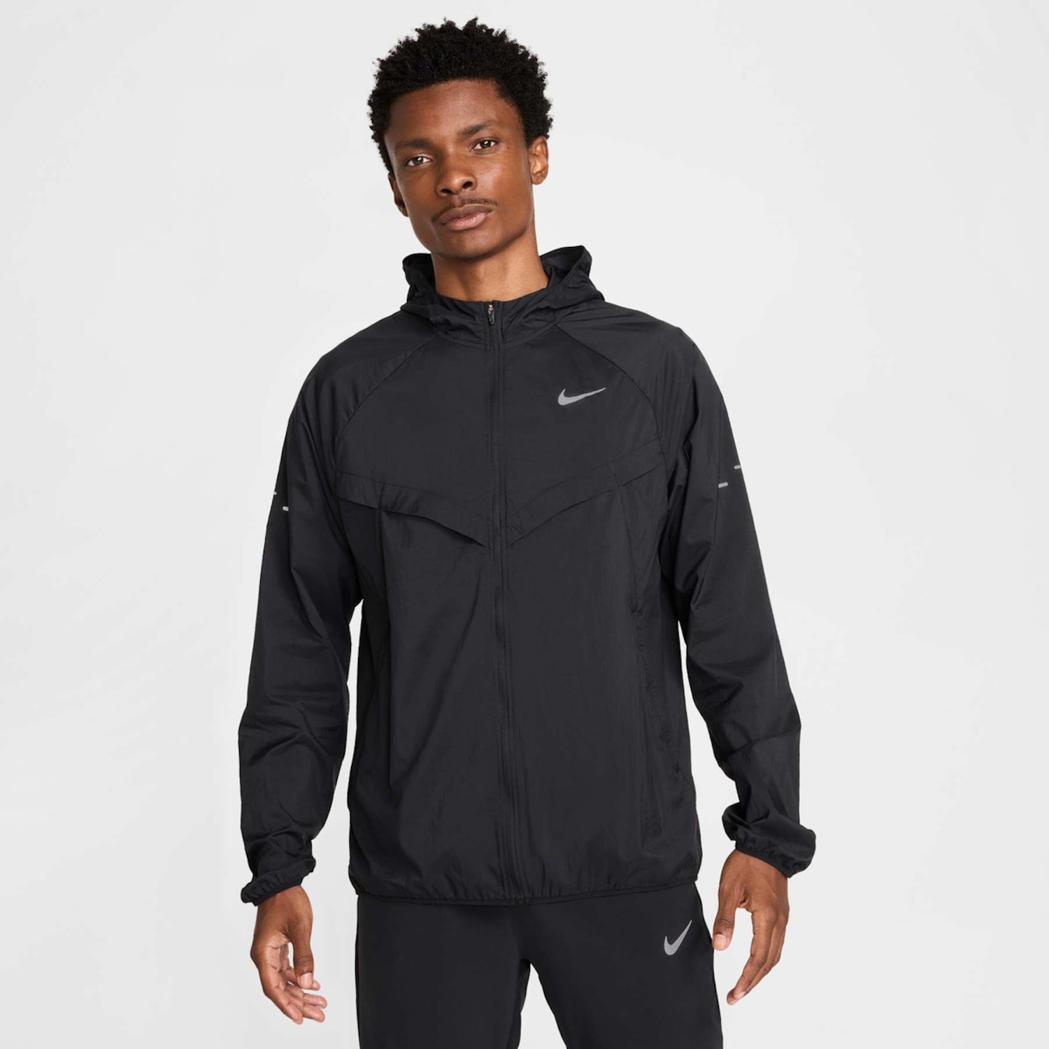 Jaqueta Masculina Nike Stride Repel UV - Foto 1