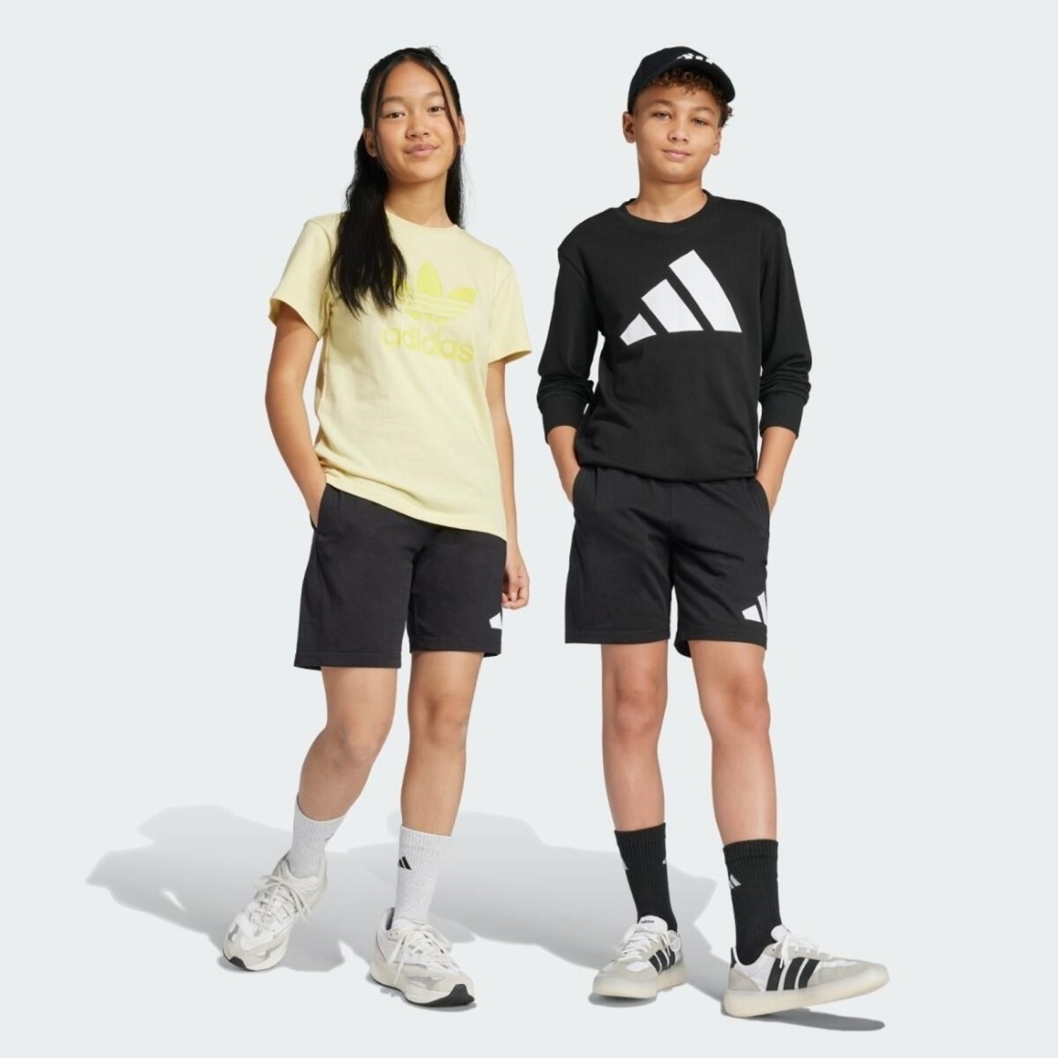 Bermuda de Moletom Infantil adidas Essentials - Foto 3