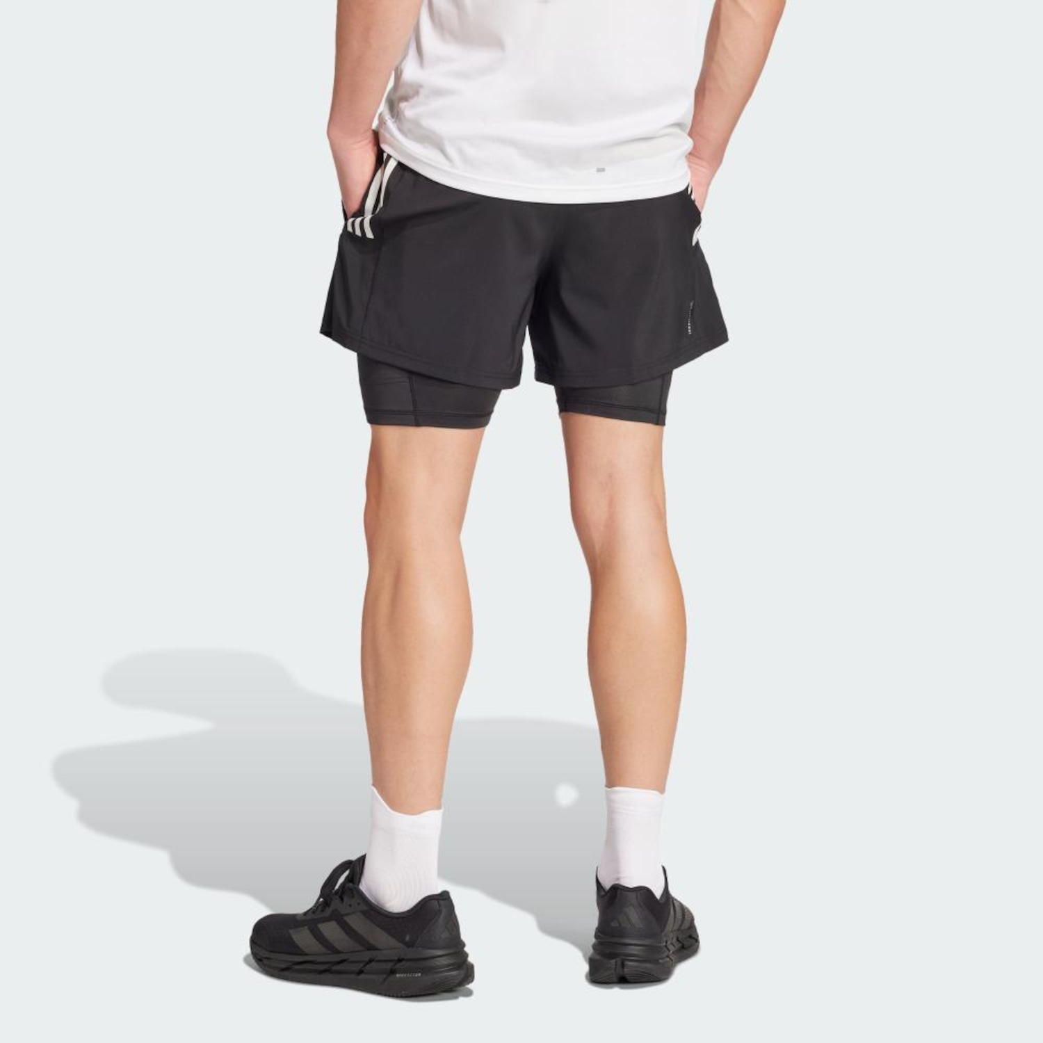 Bermuda adidas 2 Em 1 Own The Run Spray Dye Masculina - Foto 3
