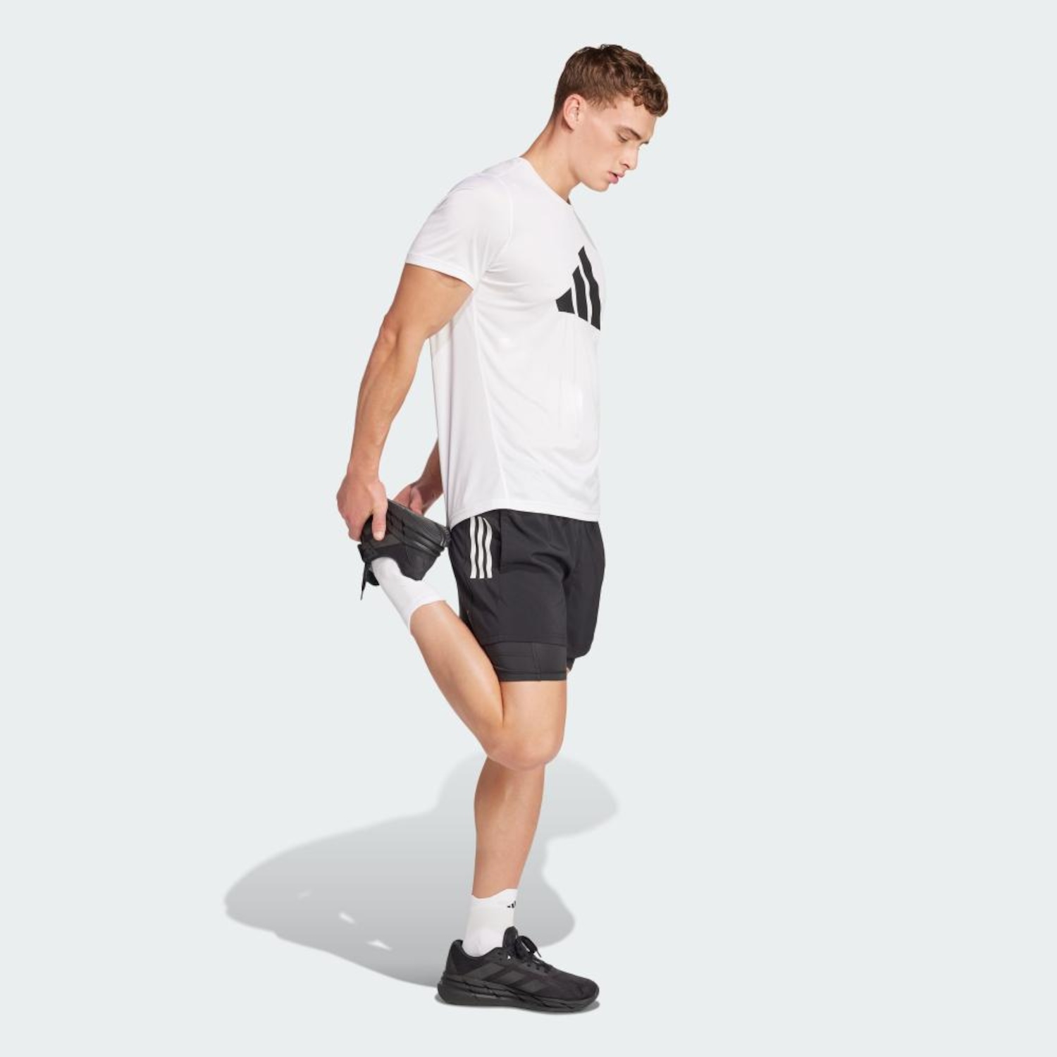 Bermuda adidas 2 Em 1 Own The Run Spray Dye Masculina - Foto 4