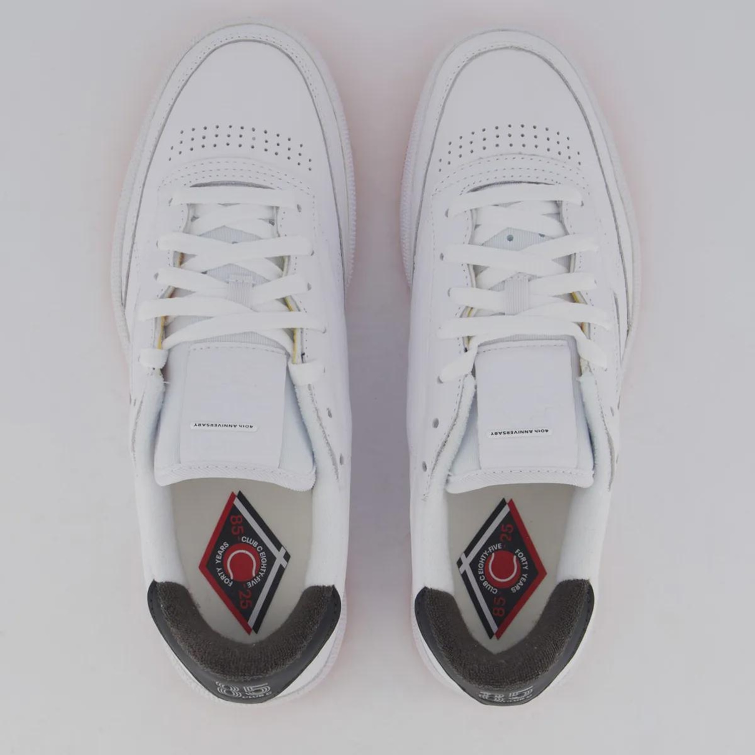 Tênis Unissex Reebok Club C 85 Vintage - Foto 4