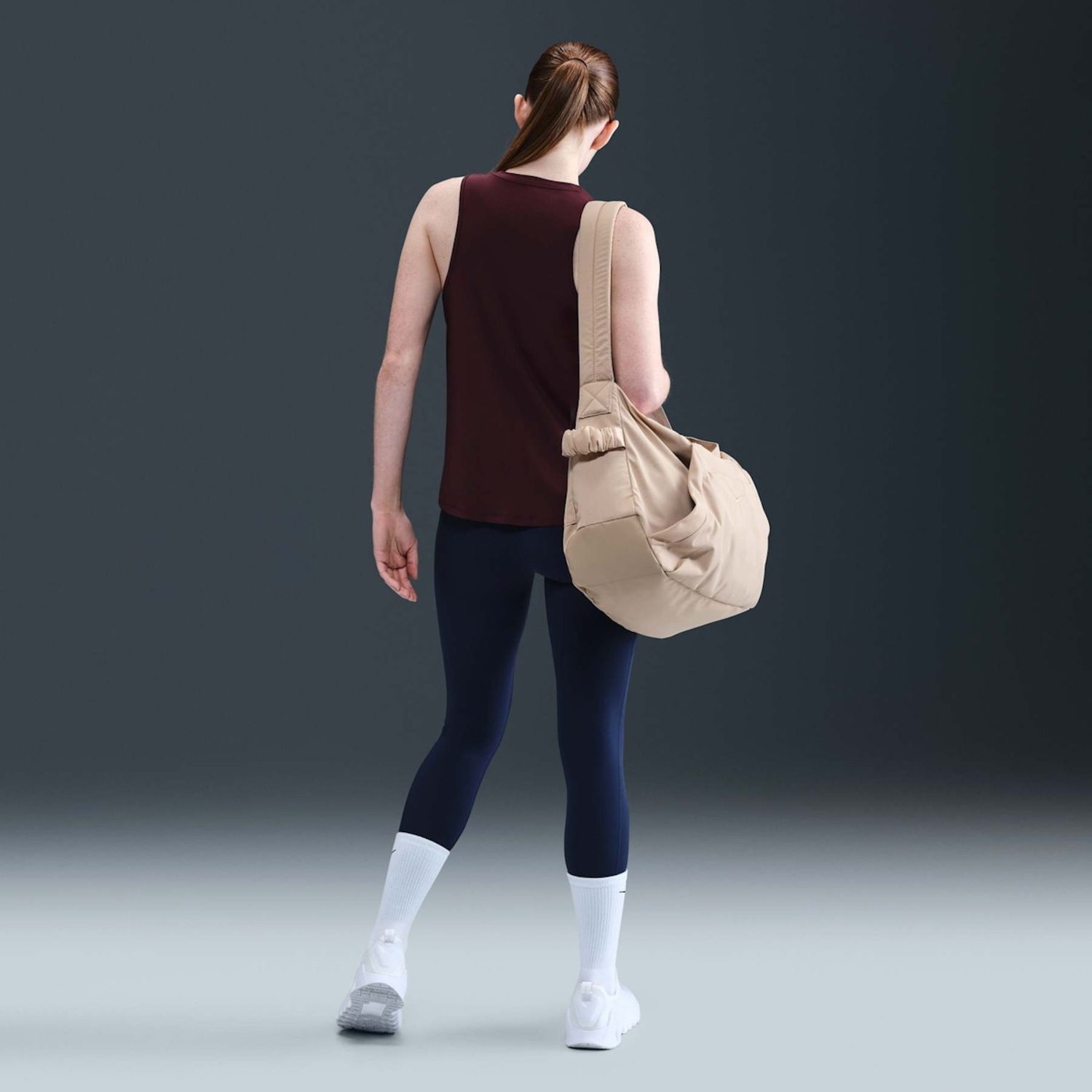 Calça Legging Nike Dri-FIT One Feminina - Foto 4