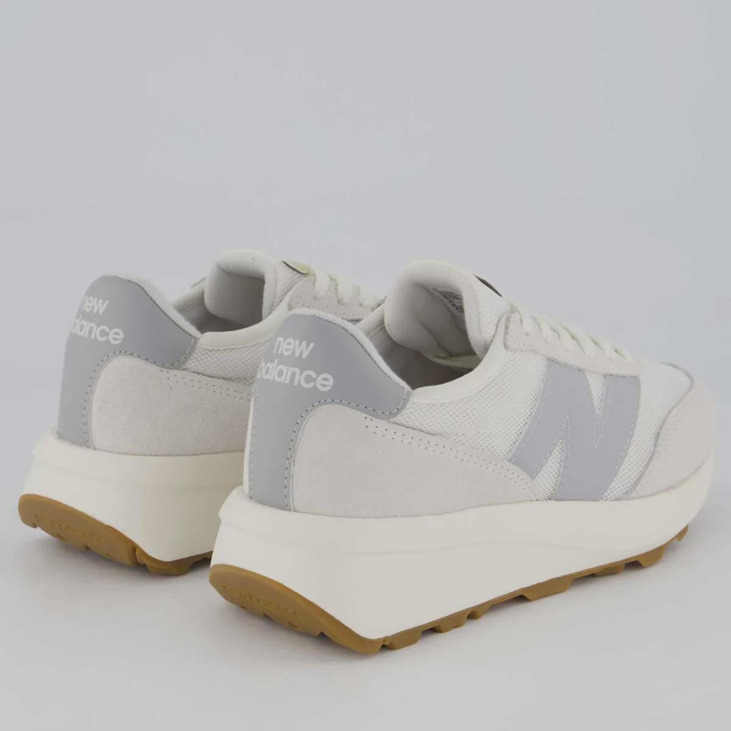Tênis Feminino New Balance 370 V1 - Foto 3
