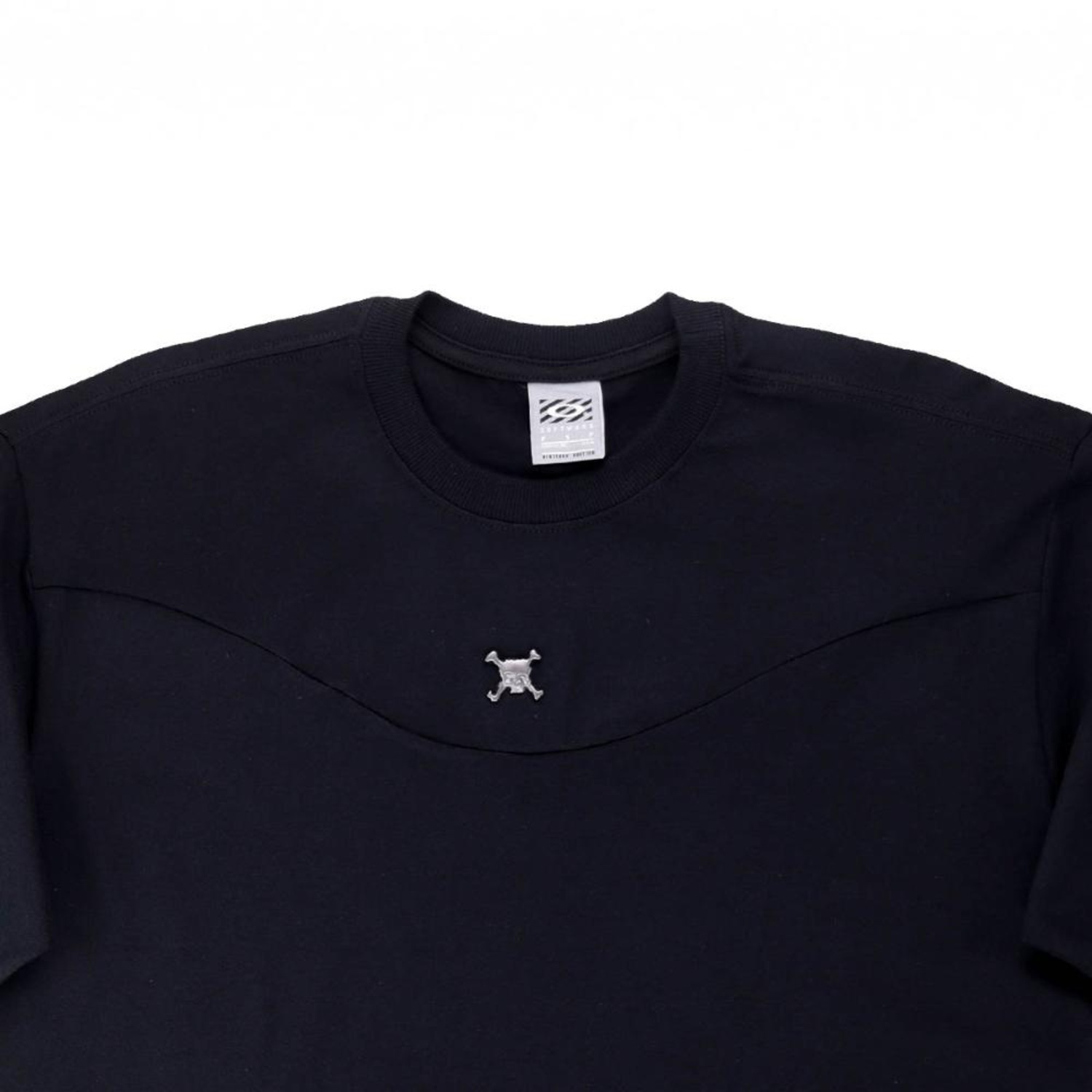 Camiseta Oakley Skull Metal Pin Tee Masculina - Foto 4
