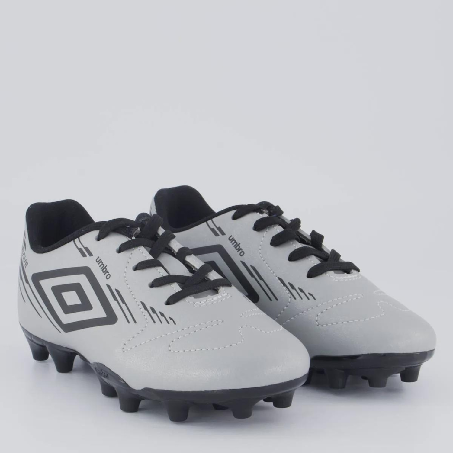 Chuteira De Campo Umbro Brave Júnior - Foto 2