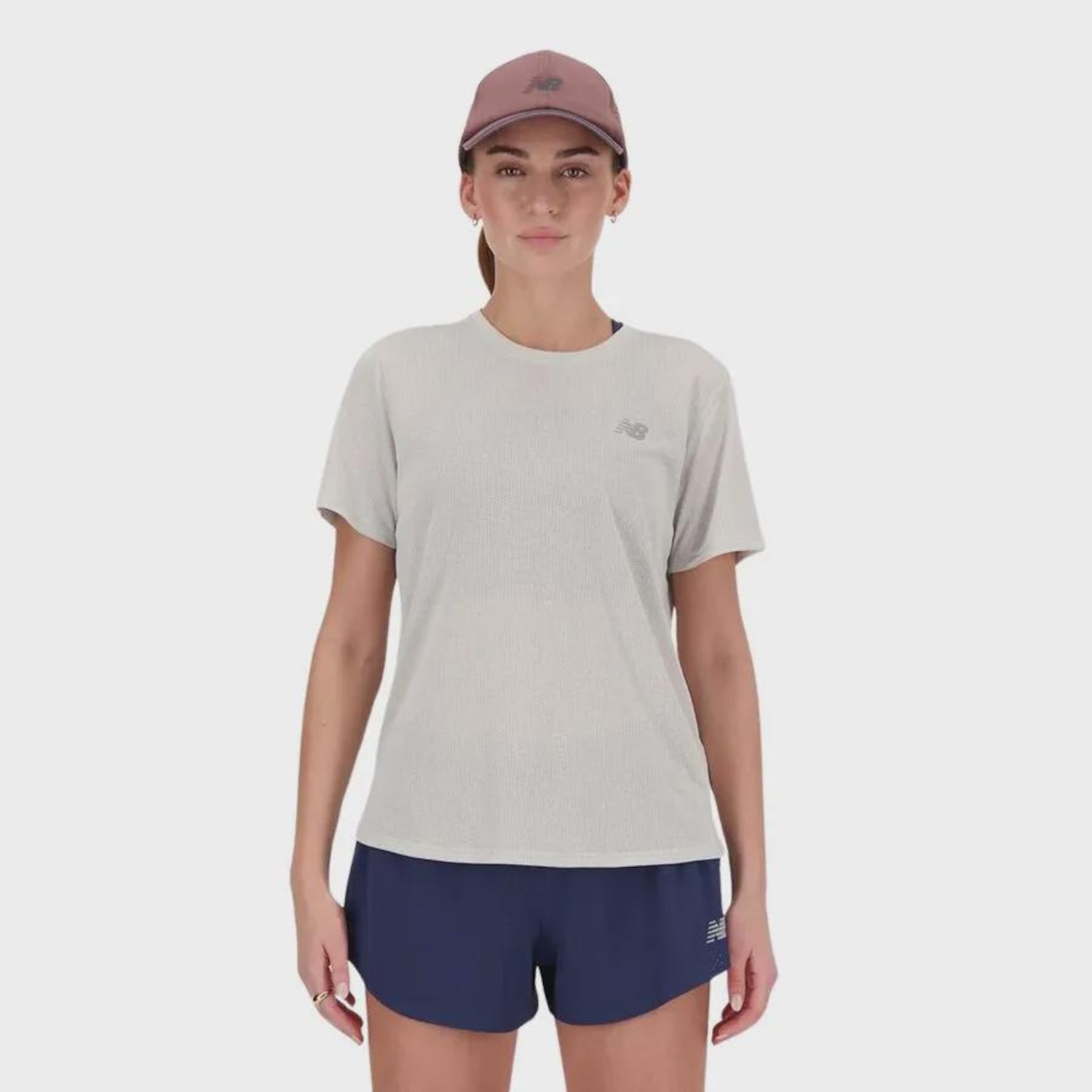 Camiseta New Balance Athletics Run Feminina - Foto 1
