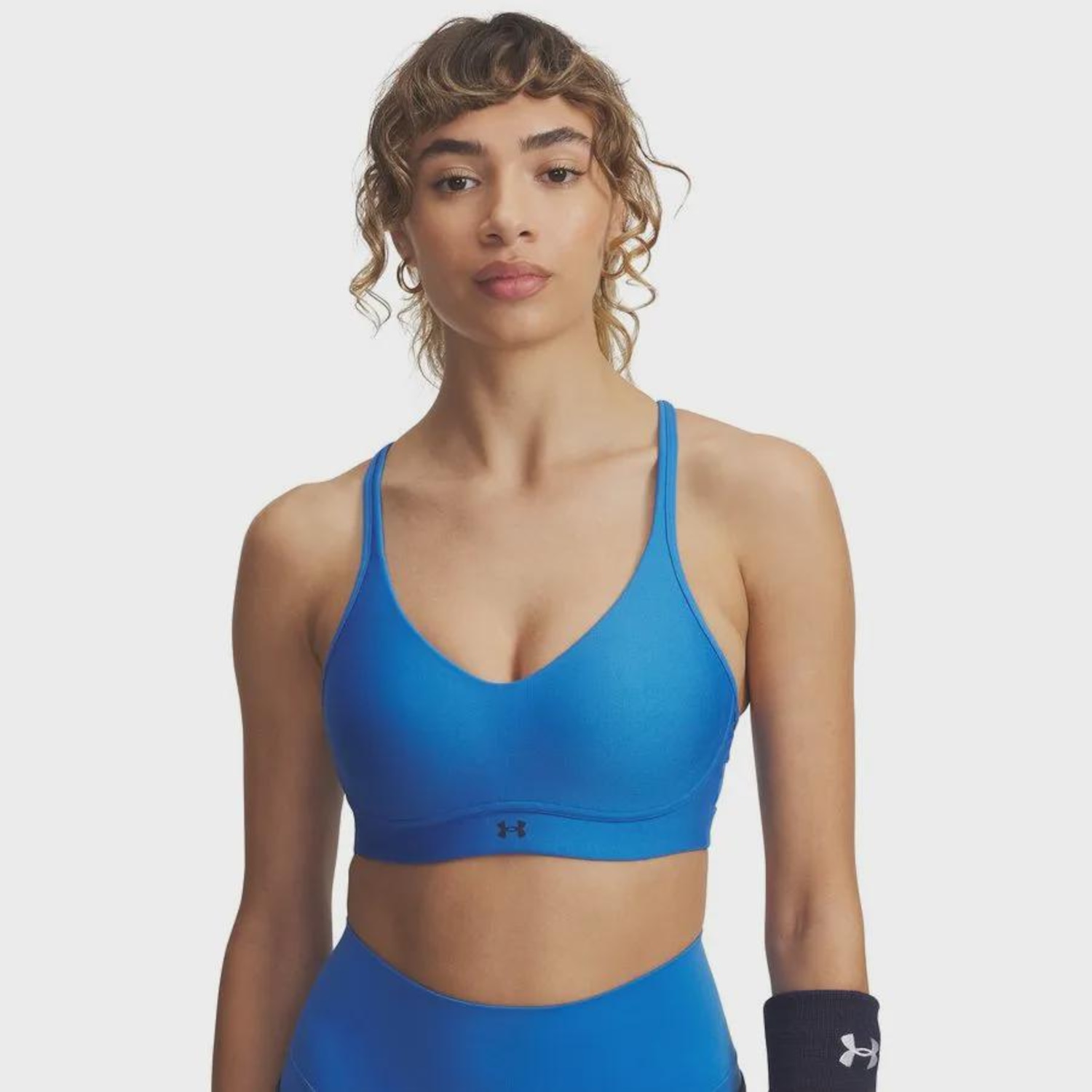 Top de Treino Under Armour Infinity Low 2.0 - Feminino - Foto 1