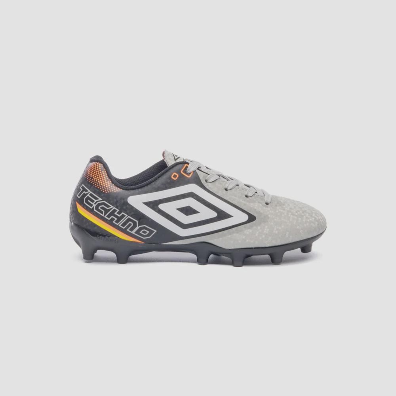 Chuteira De Campo Umbro Techno II Jr - Adulto - Foto 1