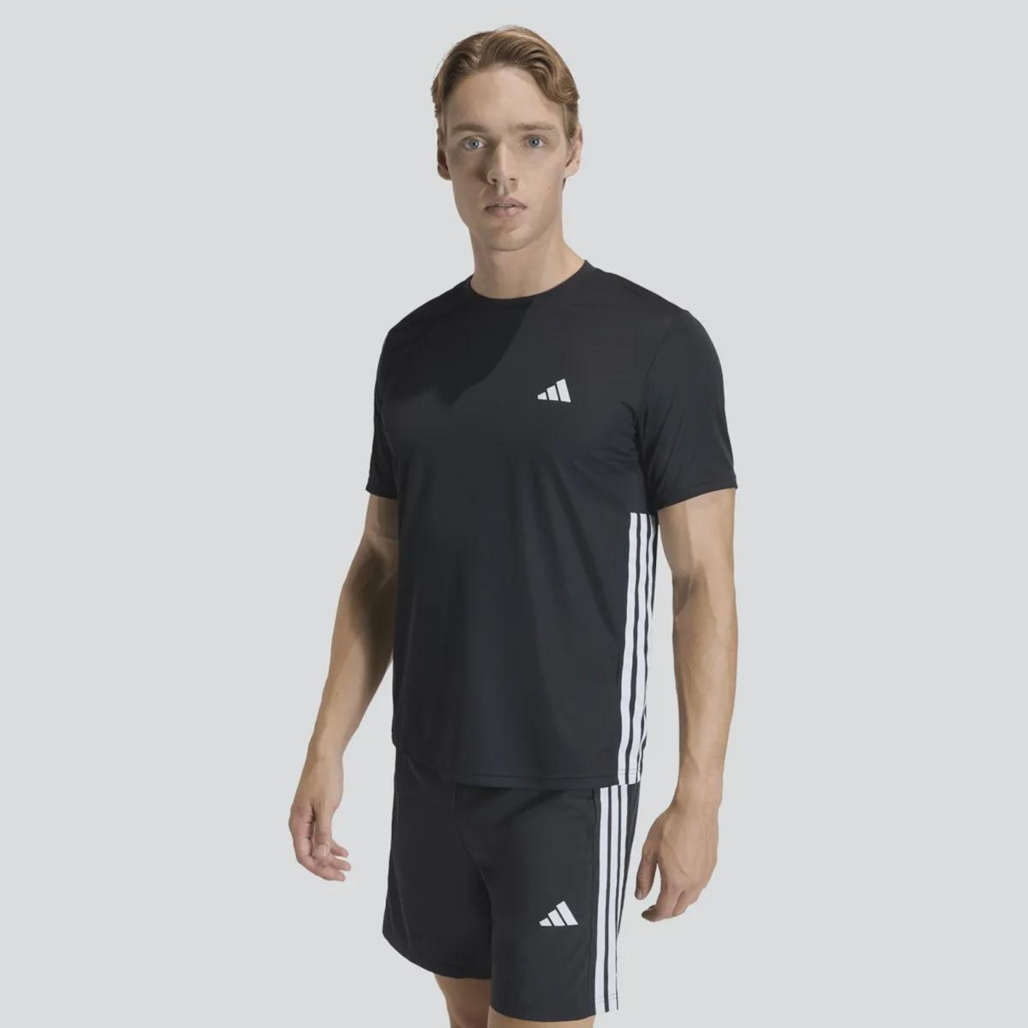 Camiseta Adidas WE Base 3 Stripes - Masculina - Foto 1