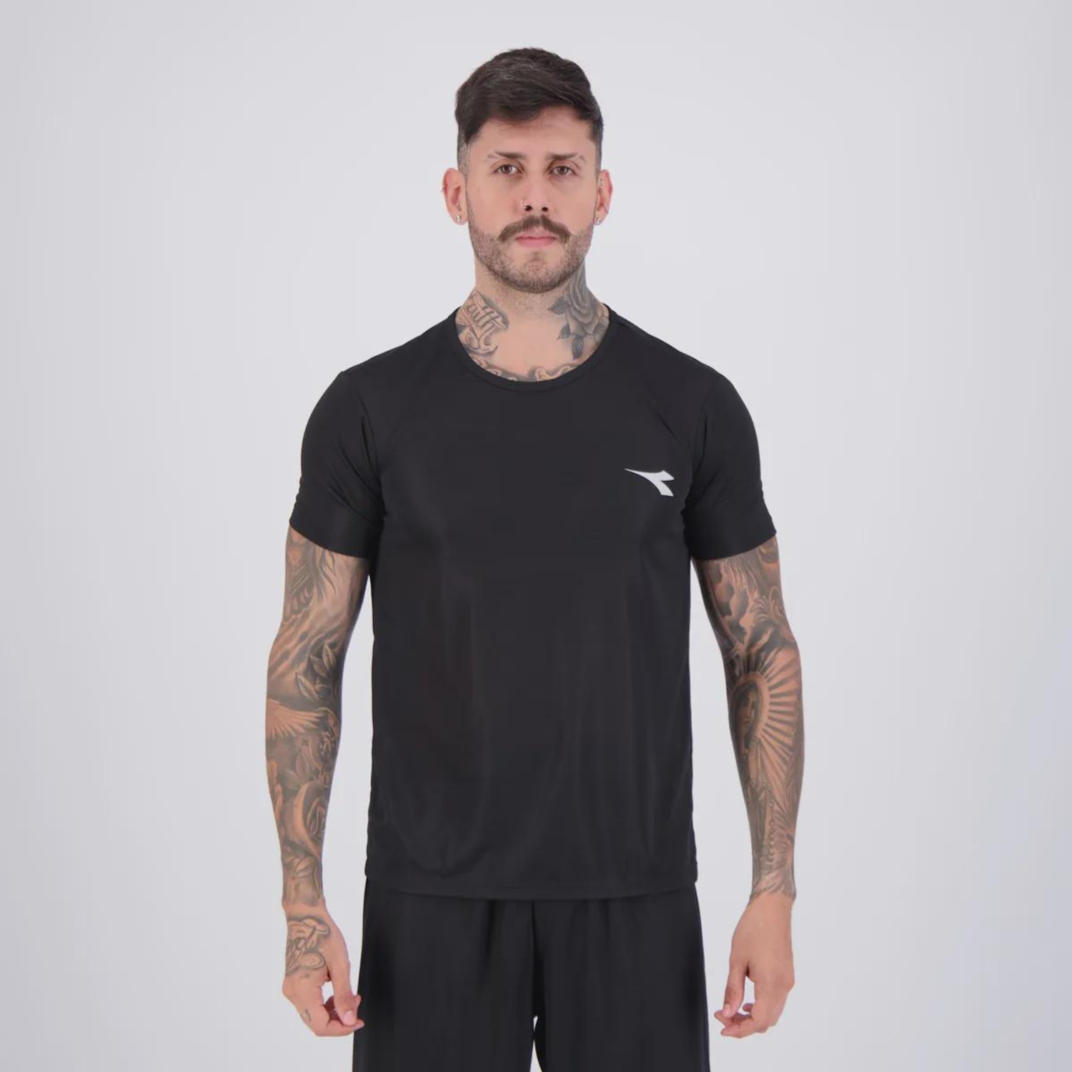 Camiseta Diadora Logo Masculina - Foto 1