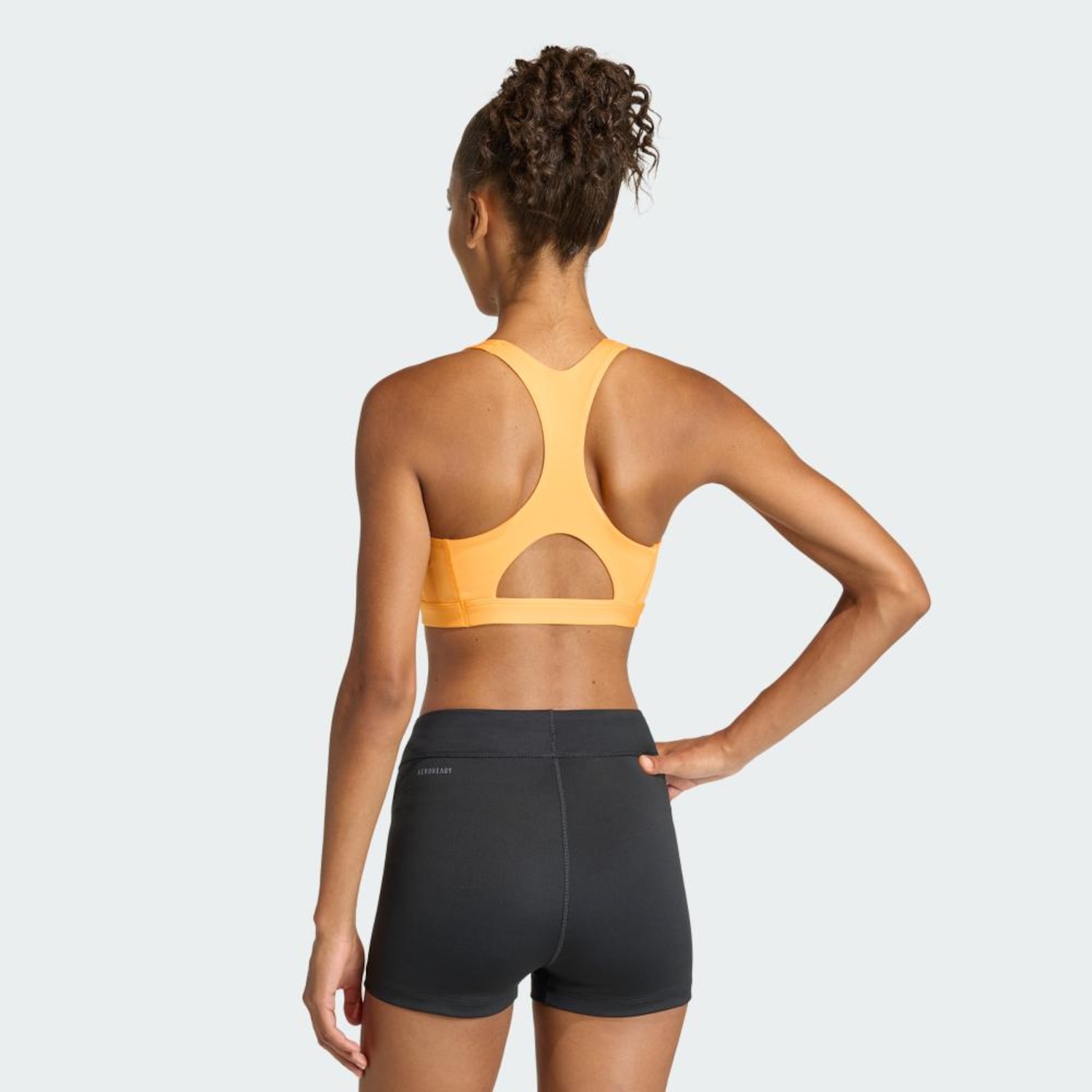 Top Suporte Médio adidas Optime Essentials Workout Feminino - Foto 3