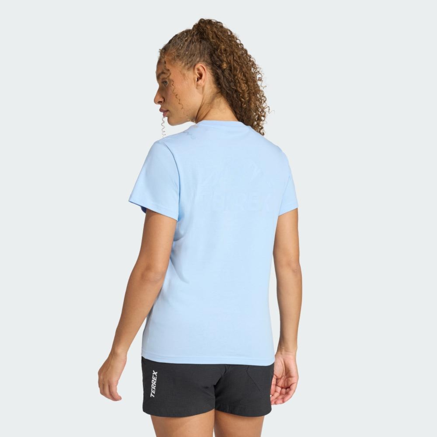 Camiseta adidas Terrex Mountain Feminino - Foto 3
