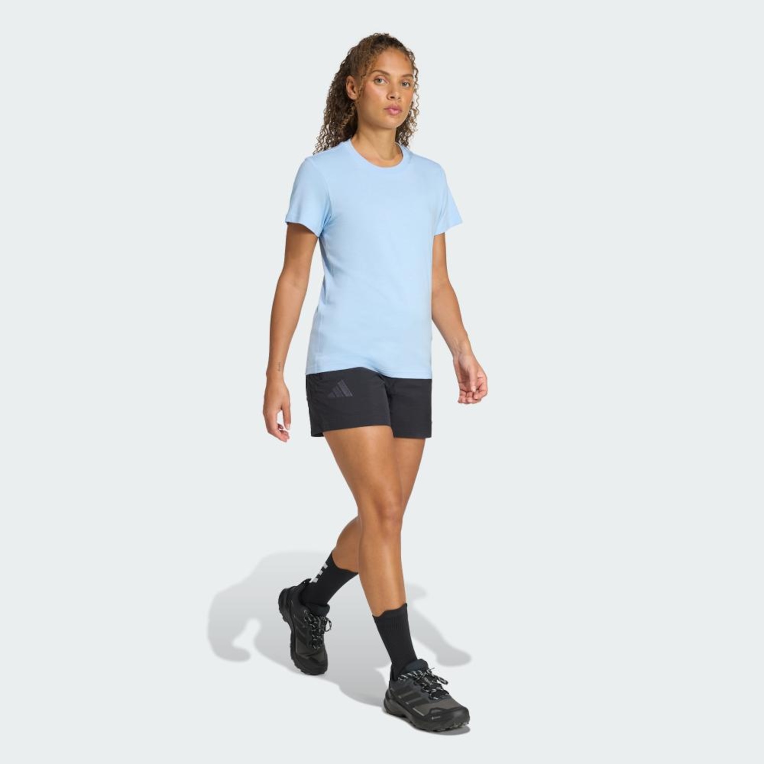 Camiseta adidas Terrex Mountain Feminino - Foto 4
