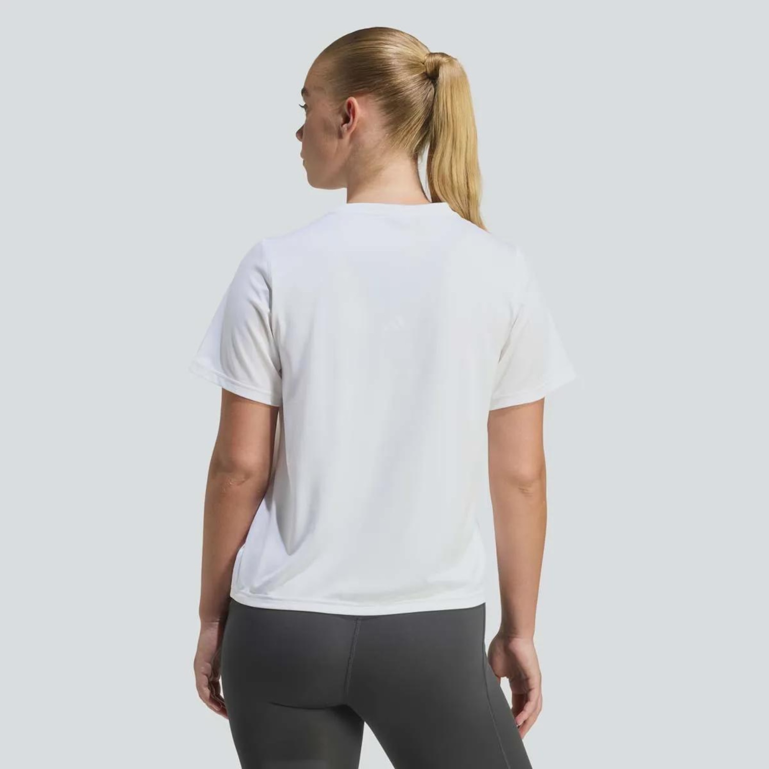 Camiseta adidas WE Min Crew Feminina - Foto 2