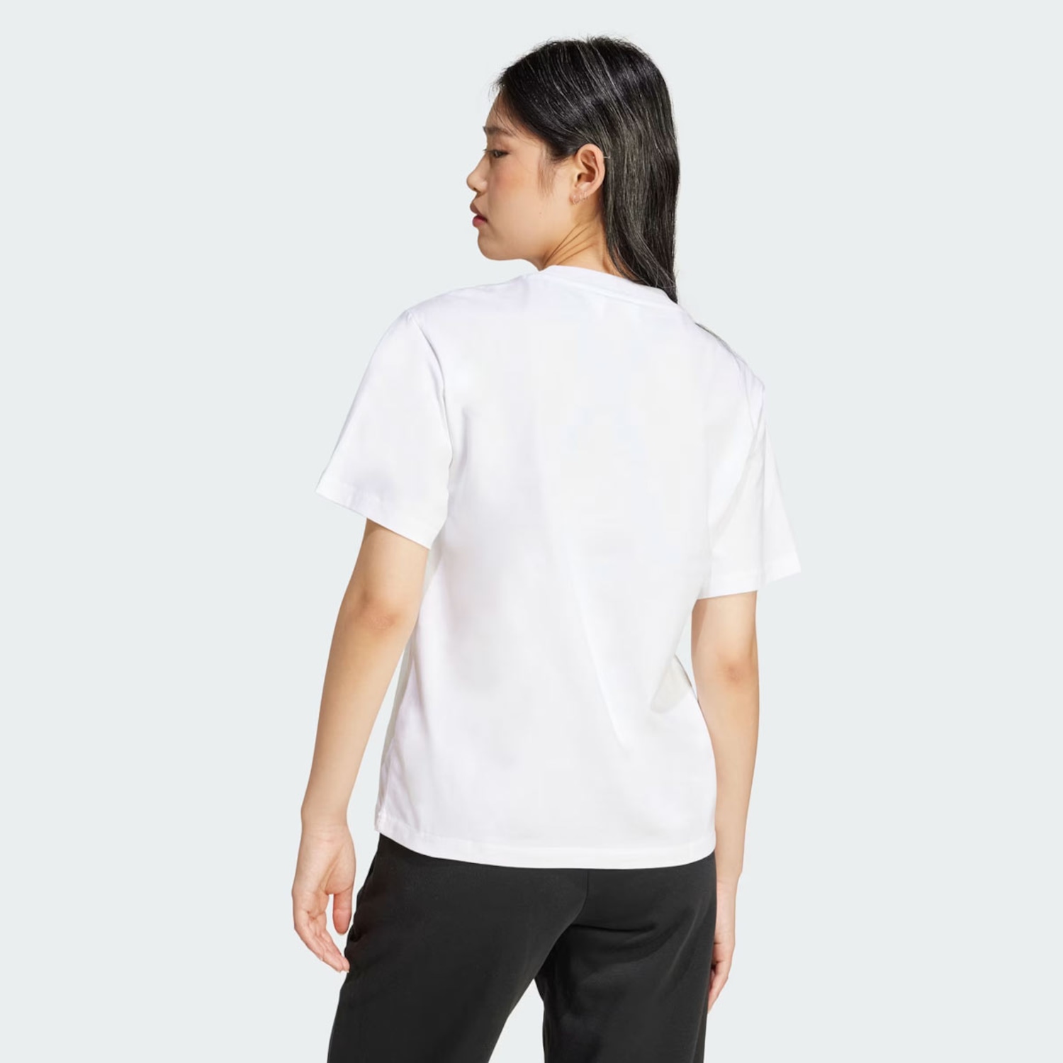 Camiseta adidas Ess Small Logo Feminina - Foto 2