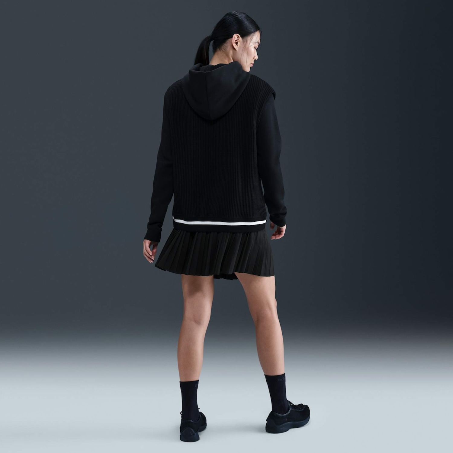 Saia Nike Sportswear Plissada Feminina - Foto 4