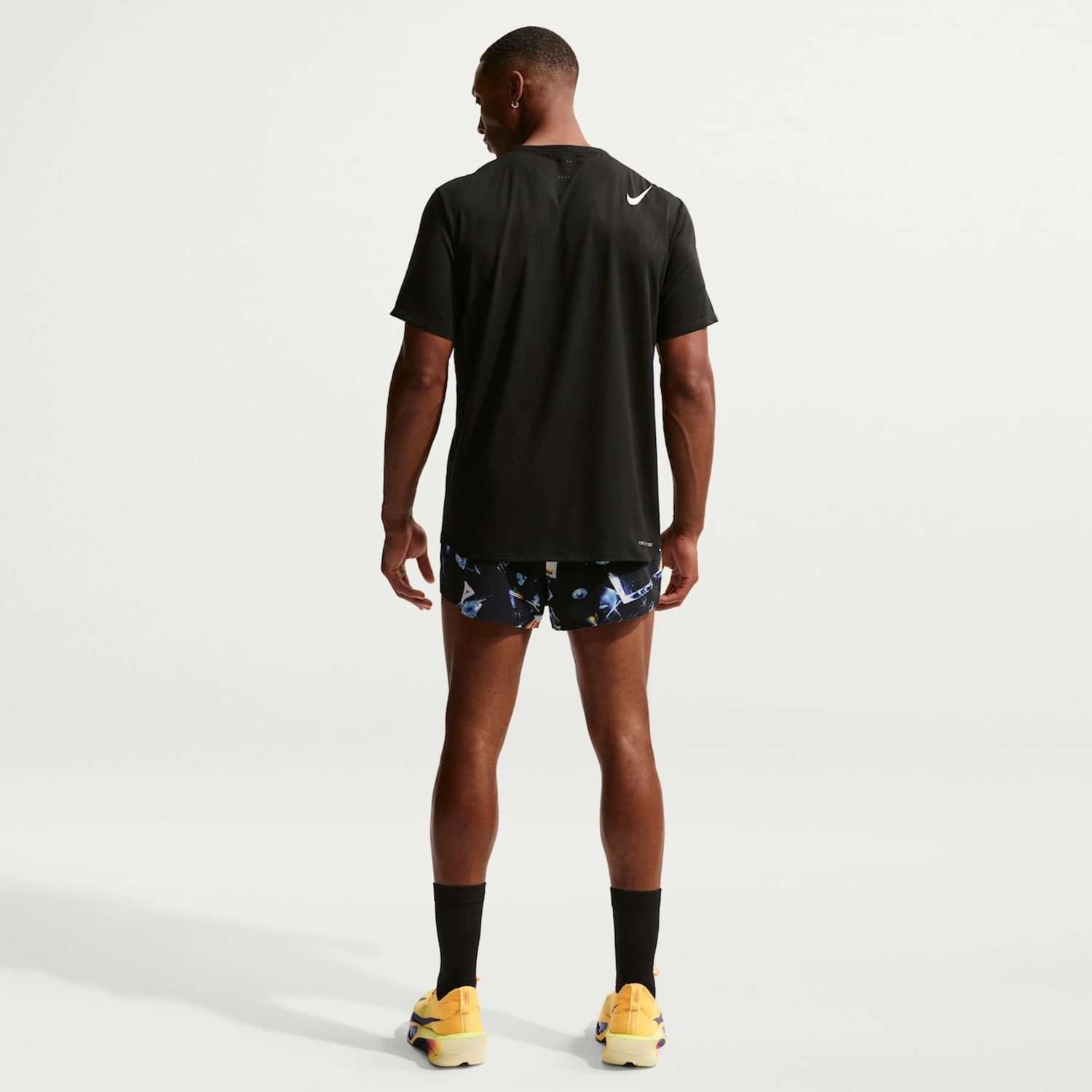 Shorts Dri-FIT Nike Aeroswift ADV Masculino - Foto 4