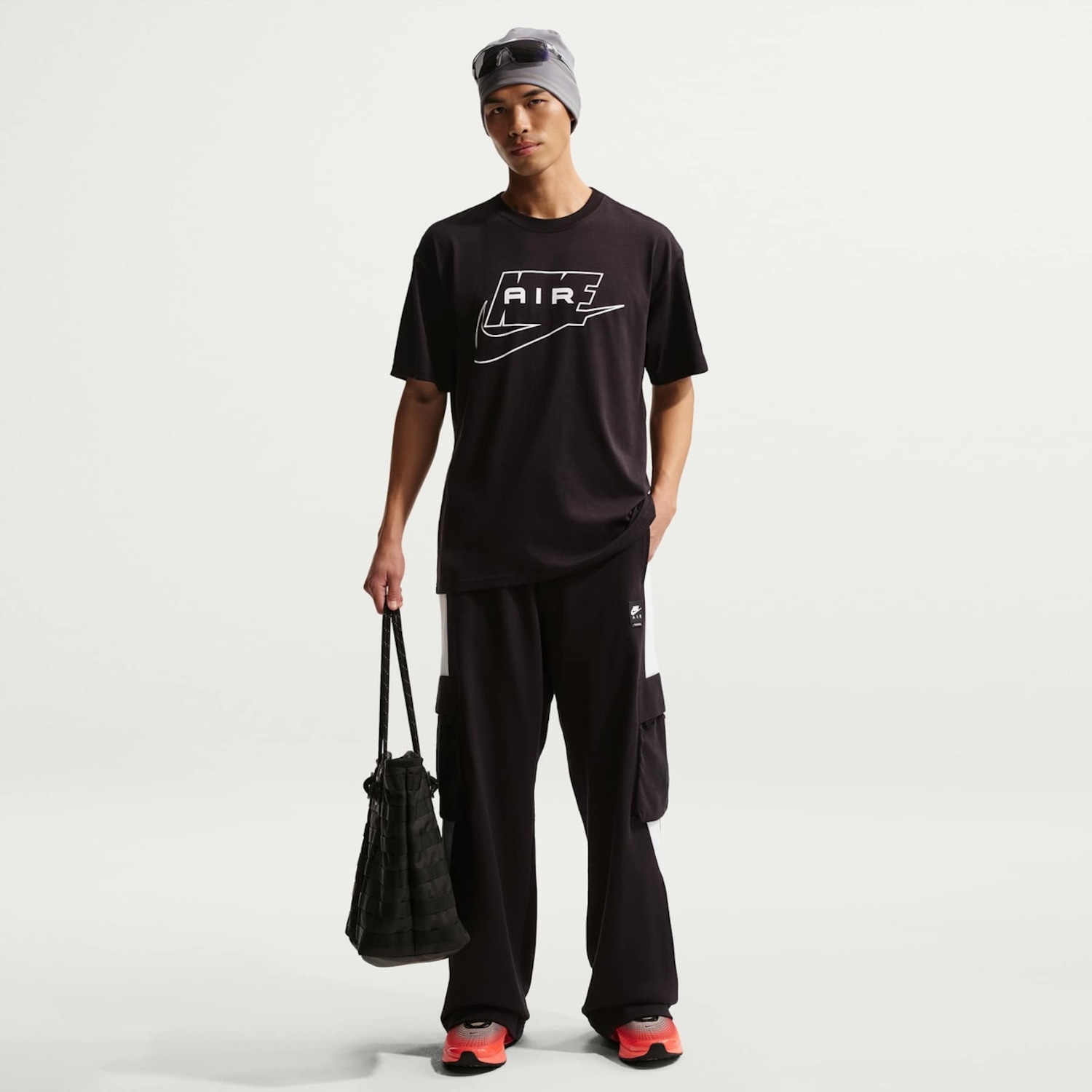 Camiseta Nike Sportswear Air Masculina - Foto 4