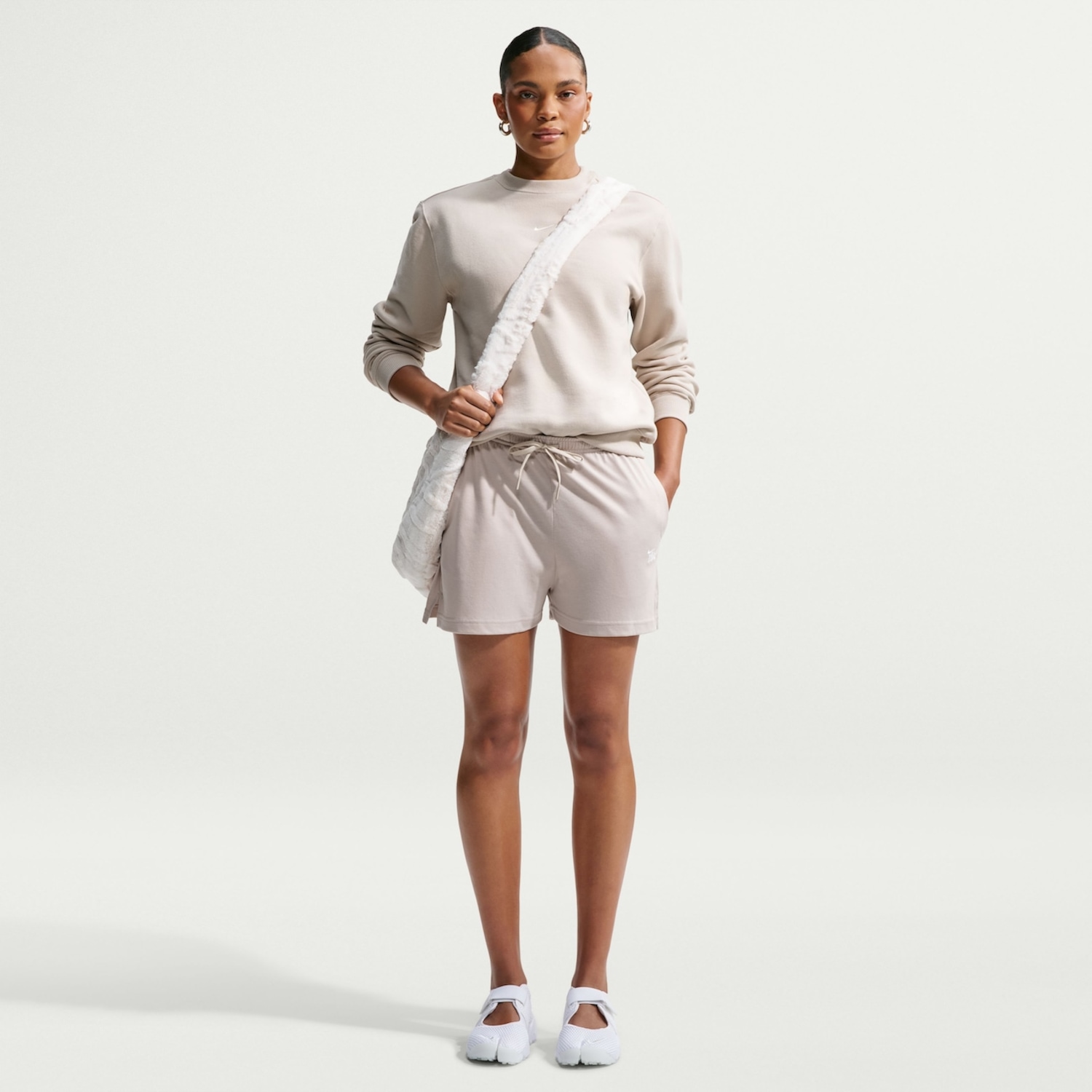 Shorts Nike Sportswear Chill Knit Feminino - Foto 1