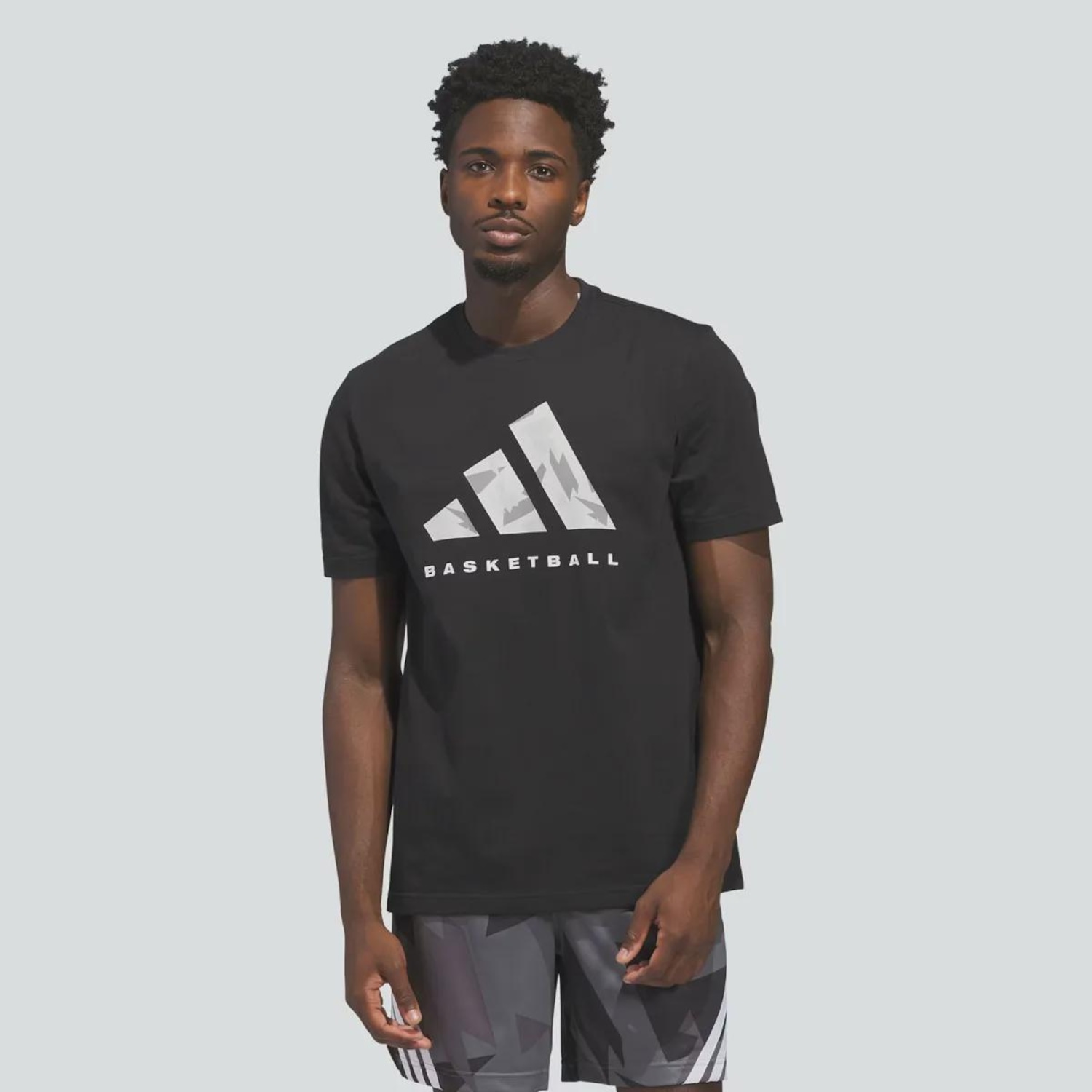 Camiseta adidas Legends Hook Masculina - Foto 1