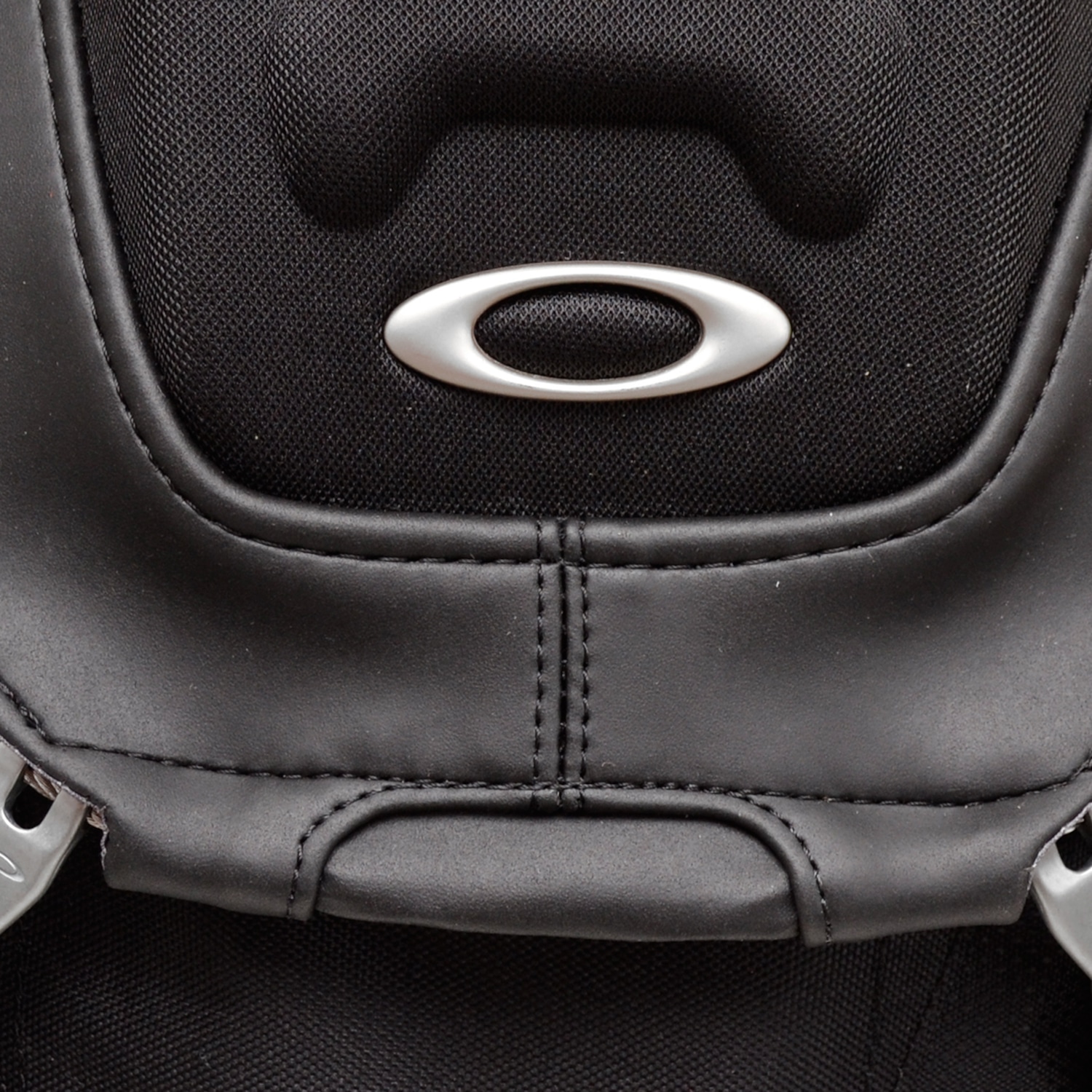 Mochila Oakley Bathroom Sink Unissex - Foto 3