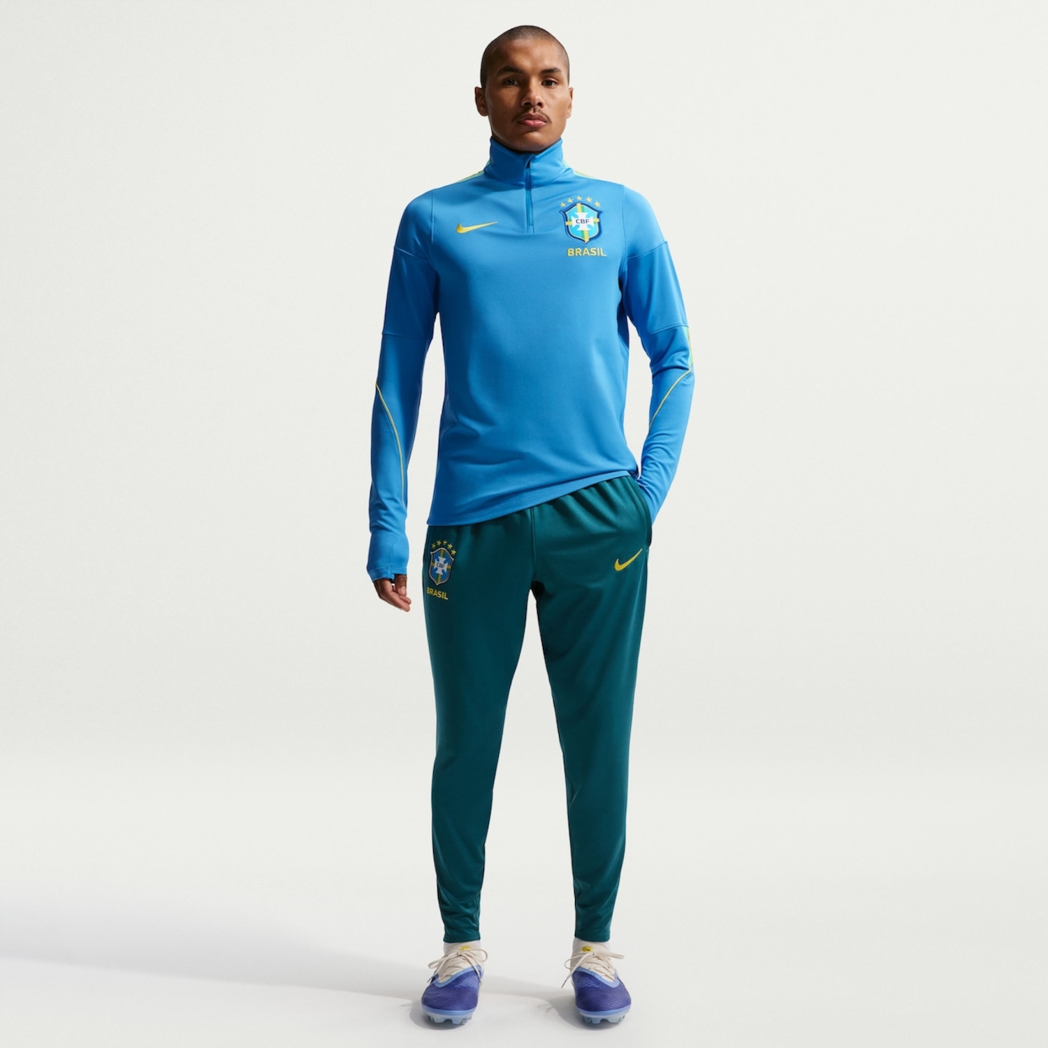 Calça Brasil Dri-FIT Nike Strike Masculina - Foto 1