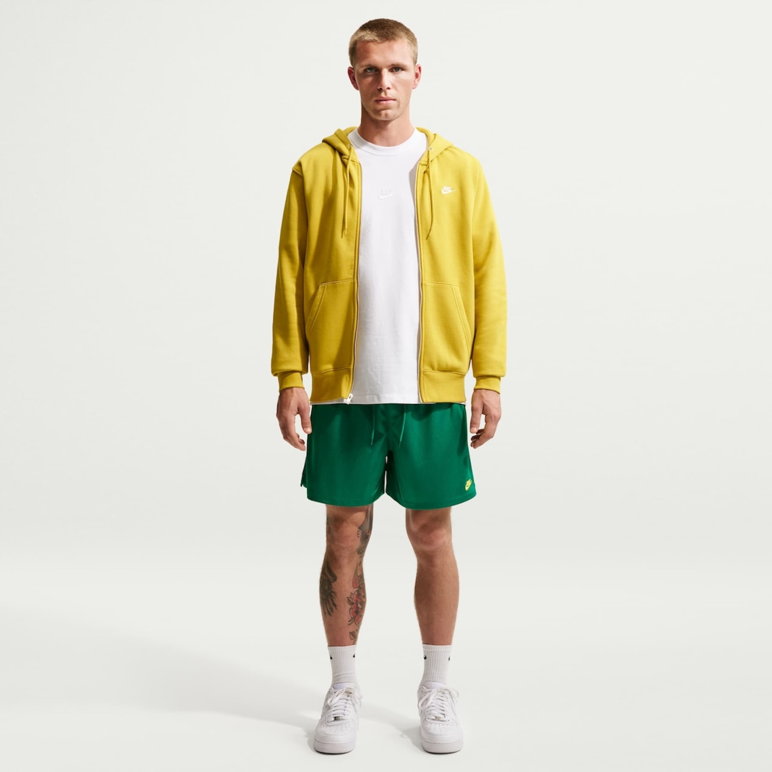 Shorts Nike Club Flow Masculino - Foto 1