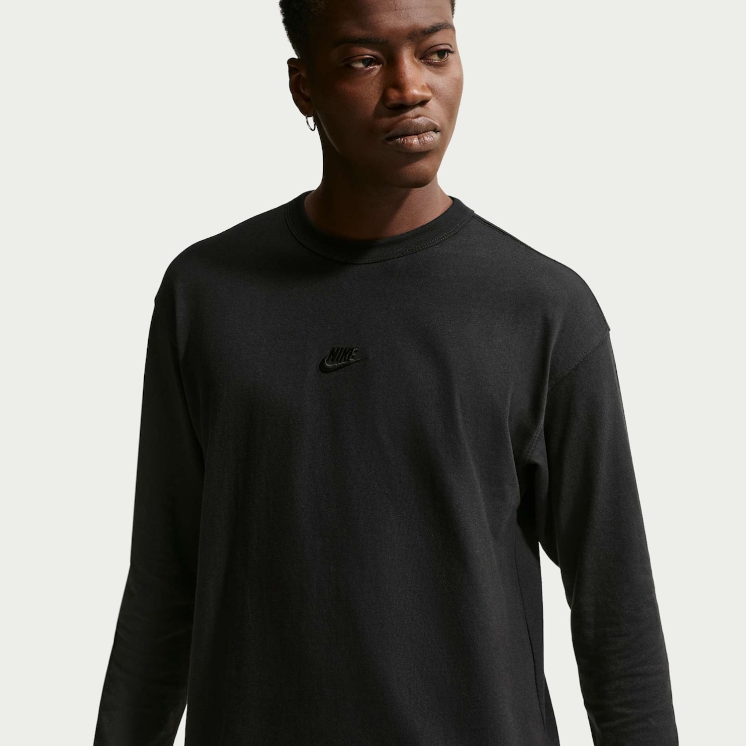 Camiseta Nike Sportswear Premium Masculina - Foto 1