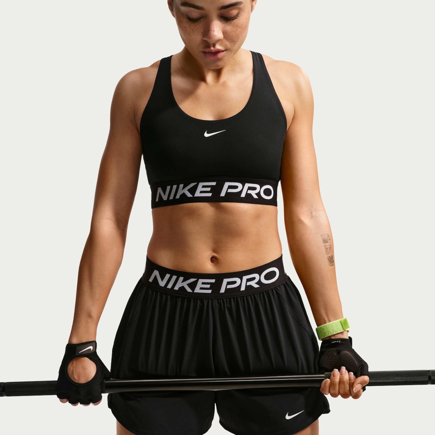 Top Dri-FIT Nike Pro 365 Feminino - Foto 1