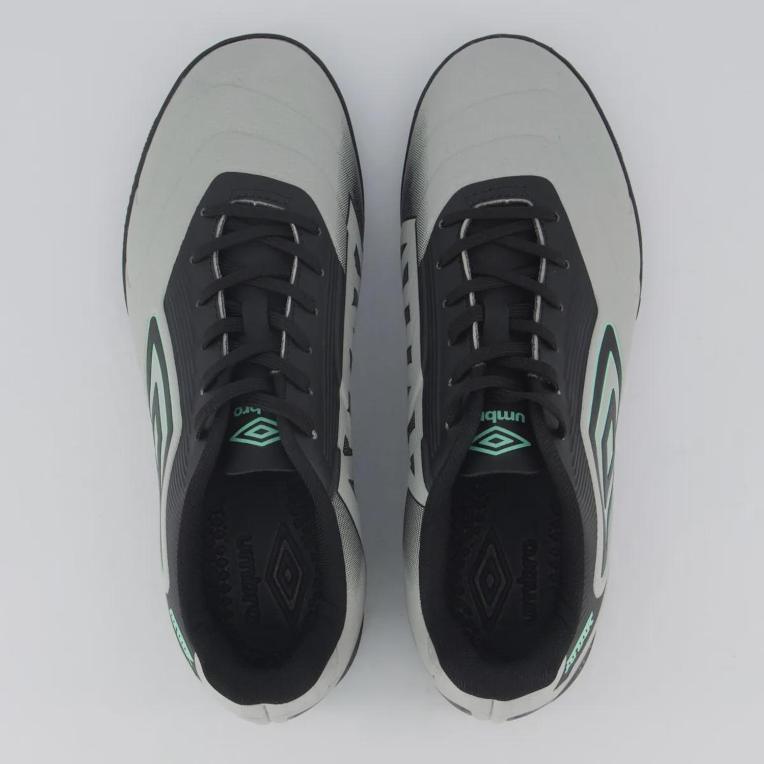 Chuteira de Society Adulta Attak III Umbro - Foto 4