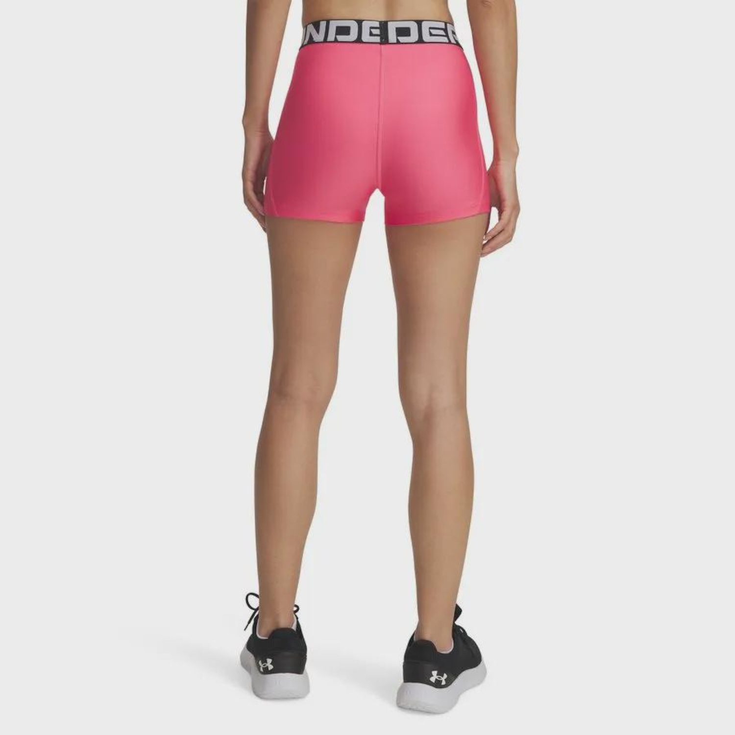 Shorts de Treino Under Armour HeatGear Authentics - Feminino - Foto 2
