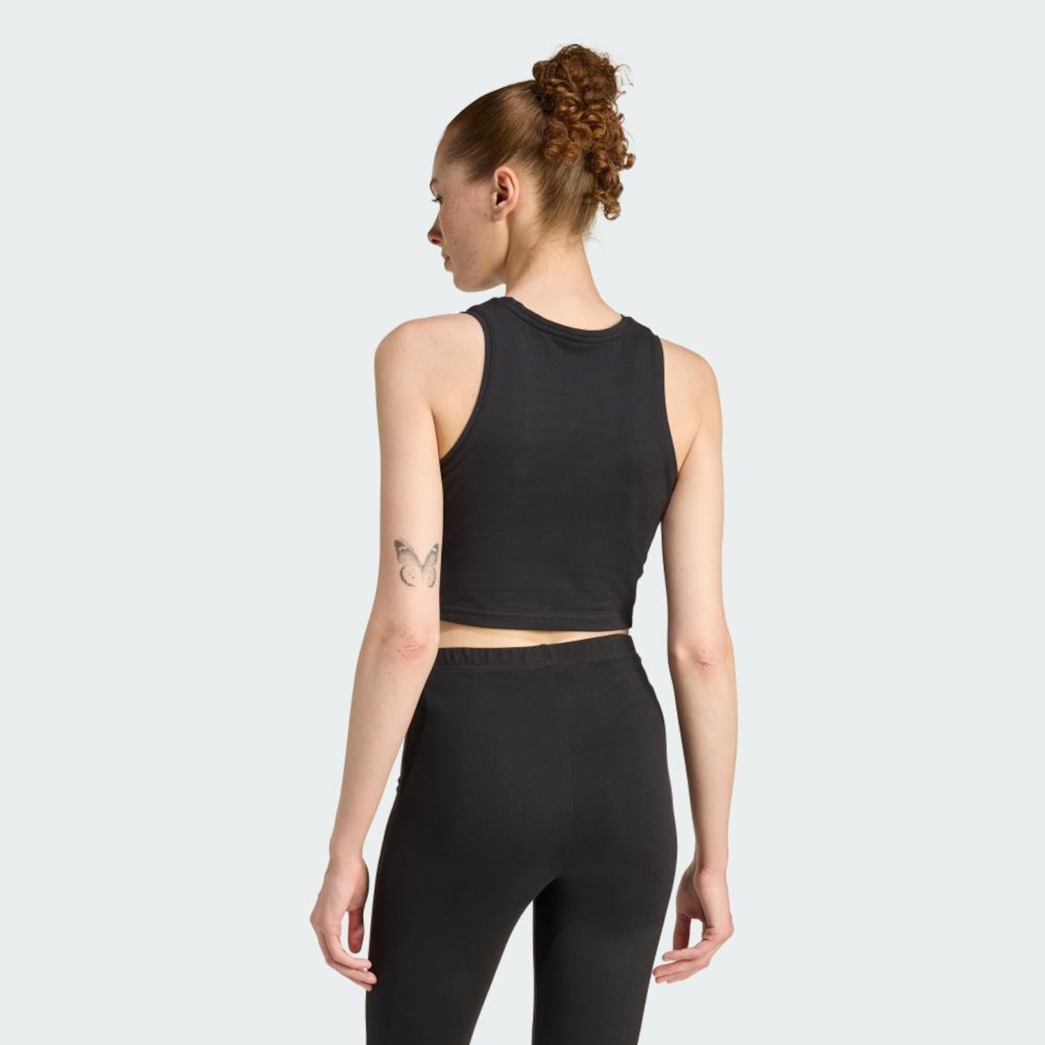 Camiseta REGATA ACOLCHOADA ESSENTIALS TRÊS LISTRAS Adidas Feminina - Foto 3