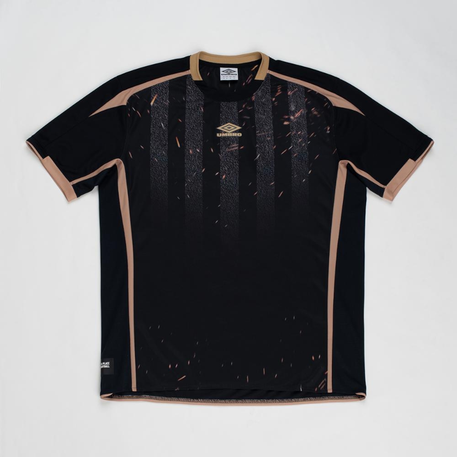 Camiseta Umbro Place Jersey - Unissex - Foto 1