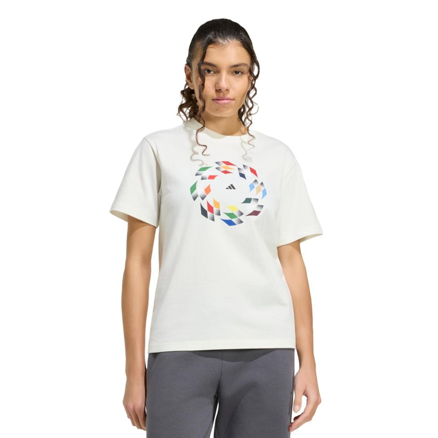 Camiseta adidas House of Tiro Graphic Feminina - Foto 1